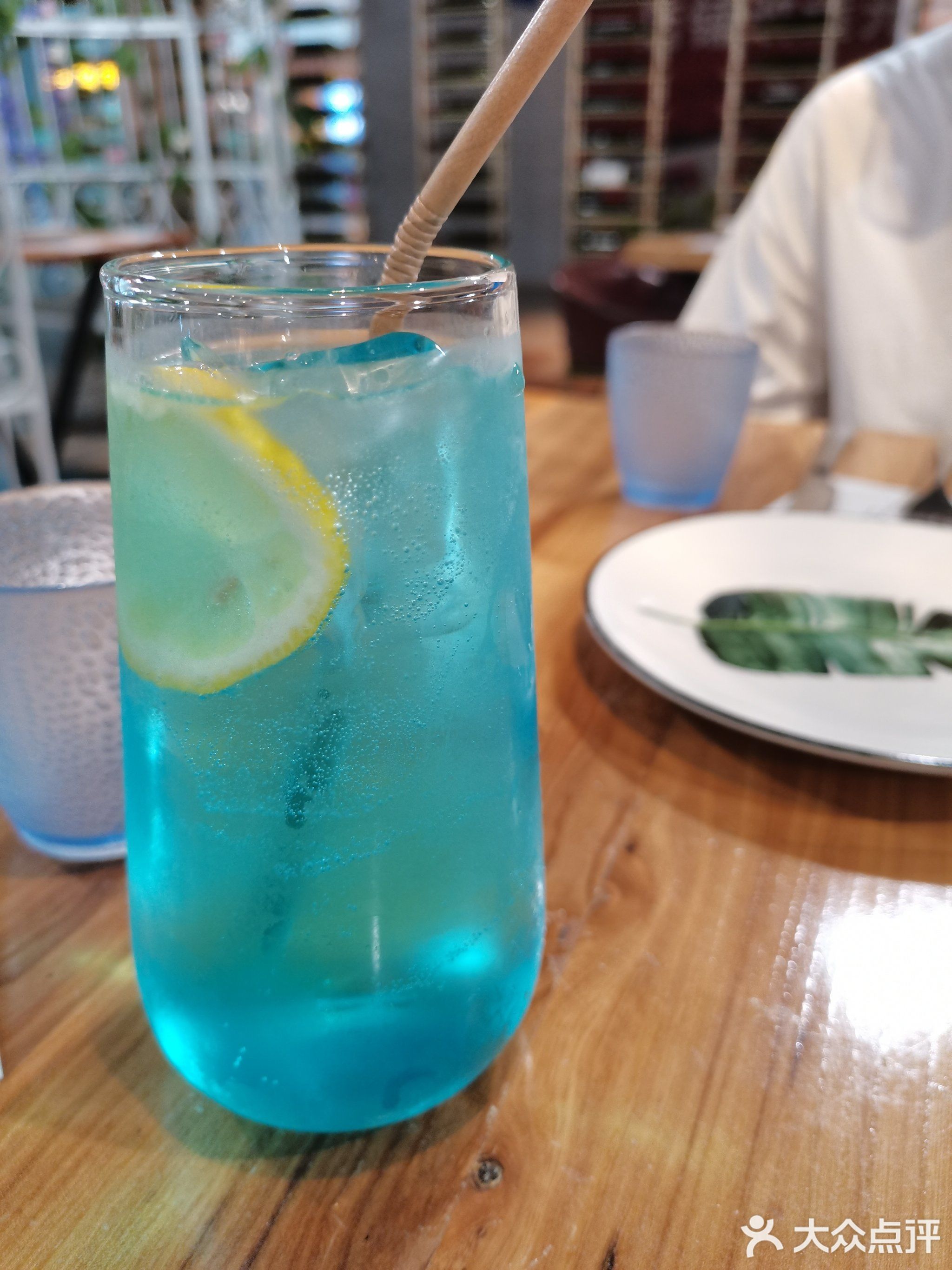 意风小镇·意大利欢聚餐厅(巴中王府井店)