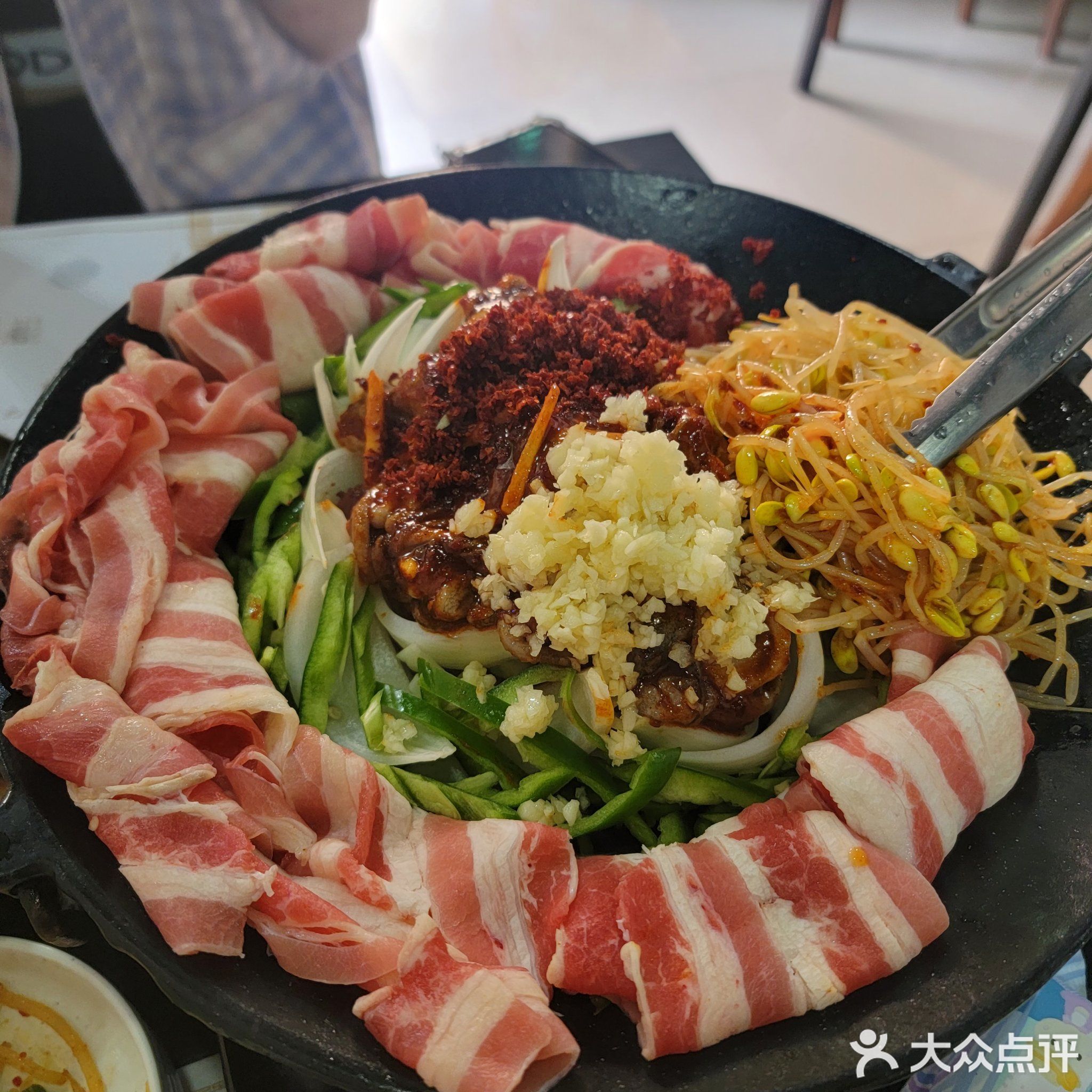 新草屋韩国料理(富瑰园店)