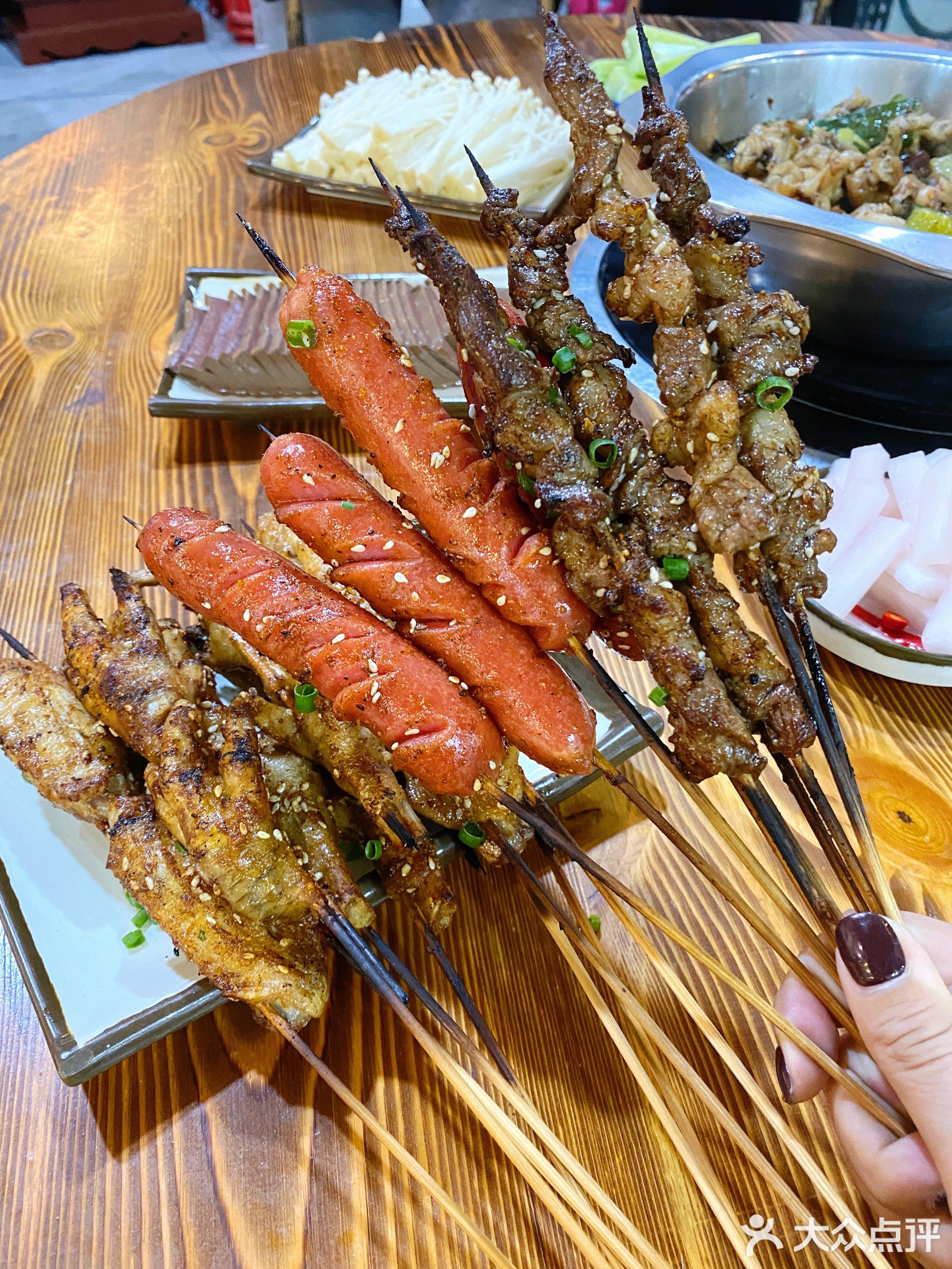 四娘呱呱叫火锅饭店(河西路月明桥头店)