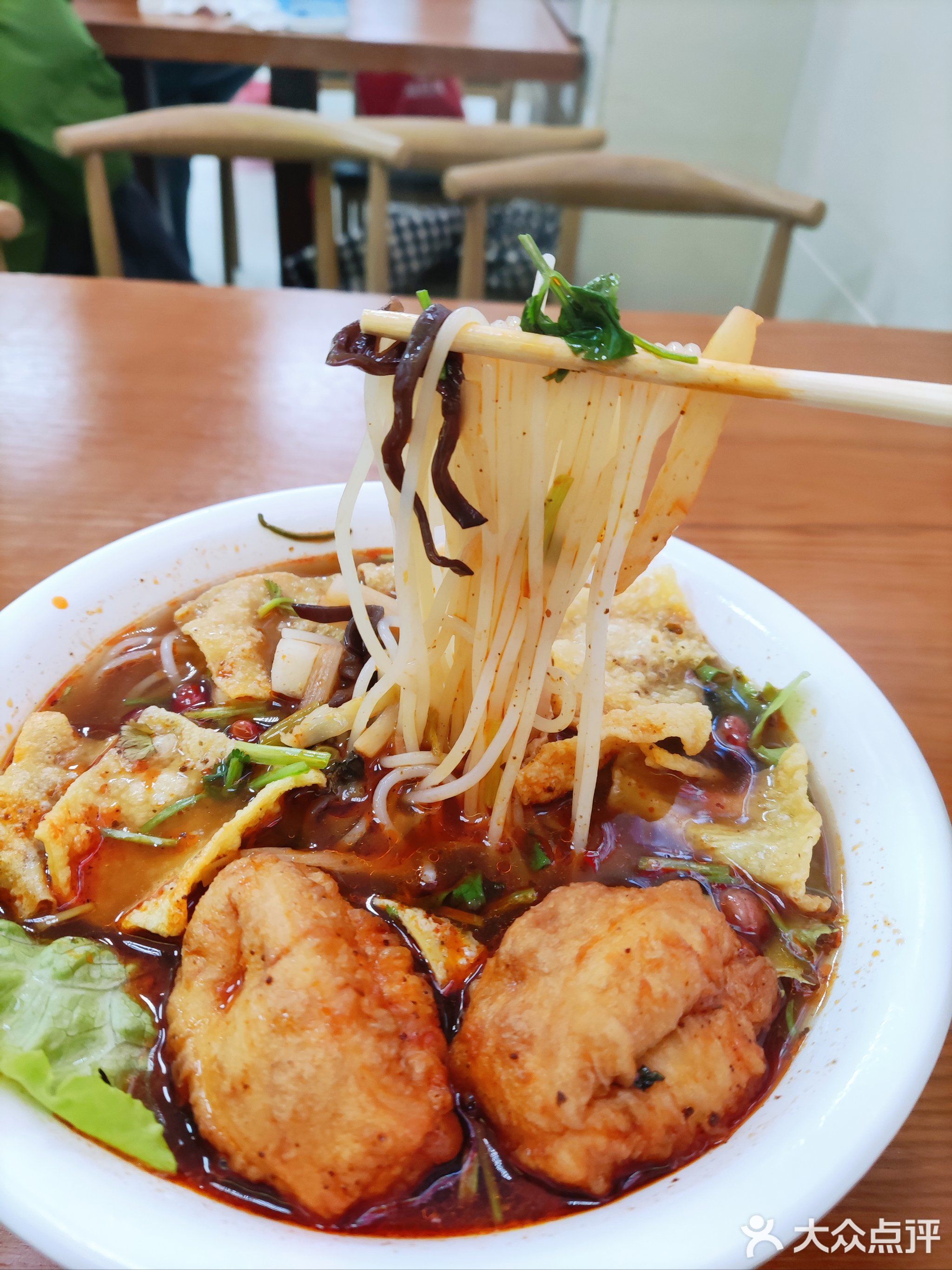 老李农夫烤鱼馆(二坊机店)