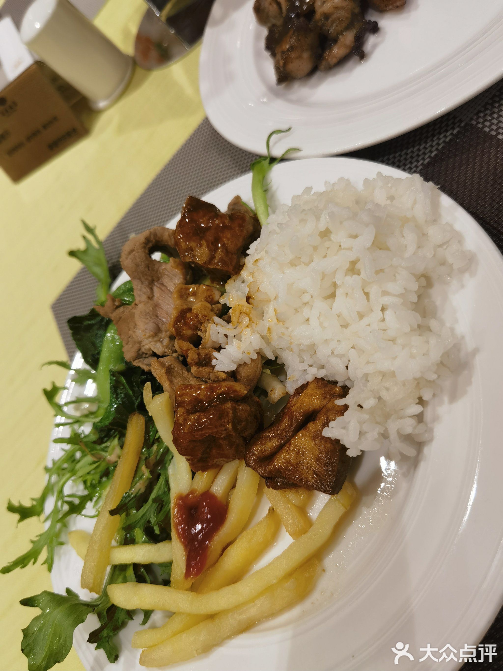 安徽饭店·白鹭阁自助餐厅(梅山路店)