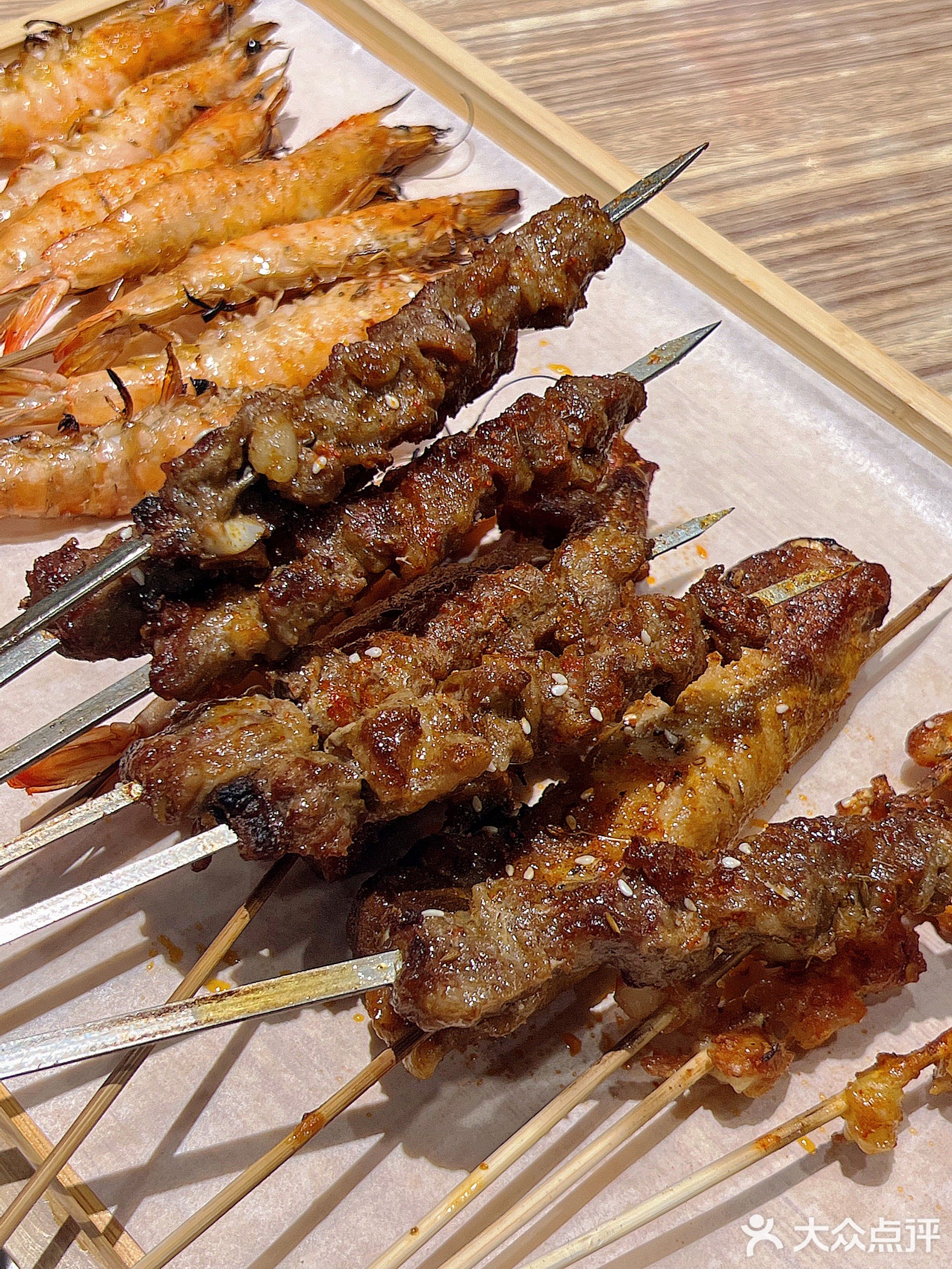 东北哈尔滨烧烤烤肉(魁奇店)