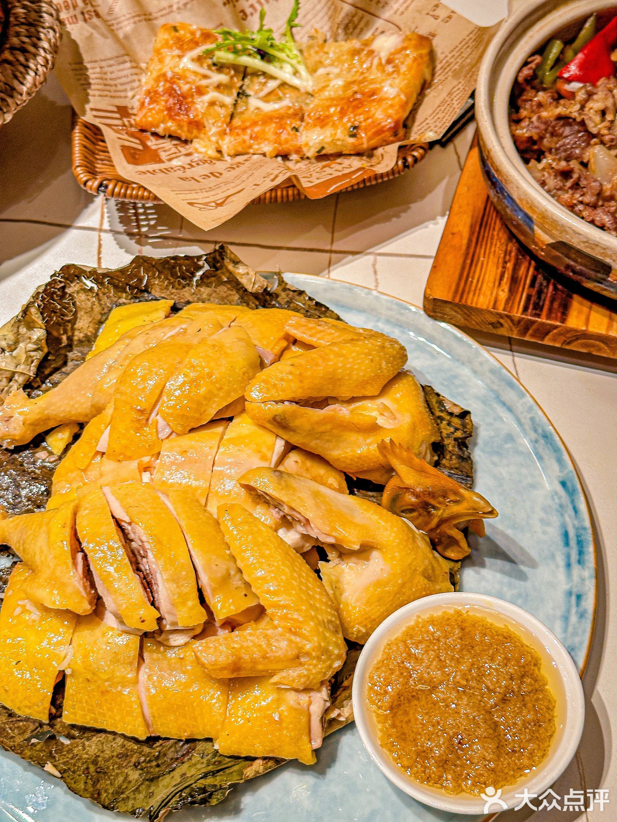 开饭粤式瓦缸蒸鸡(城市广场店)