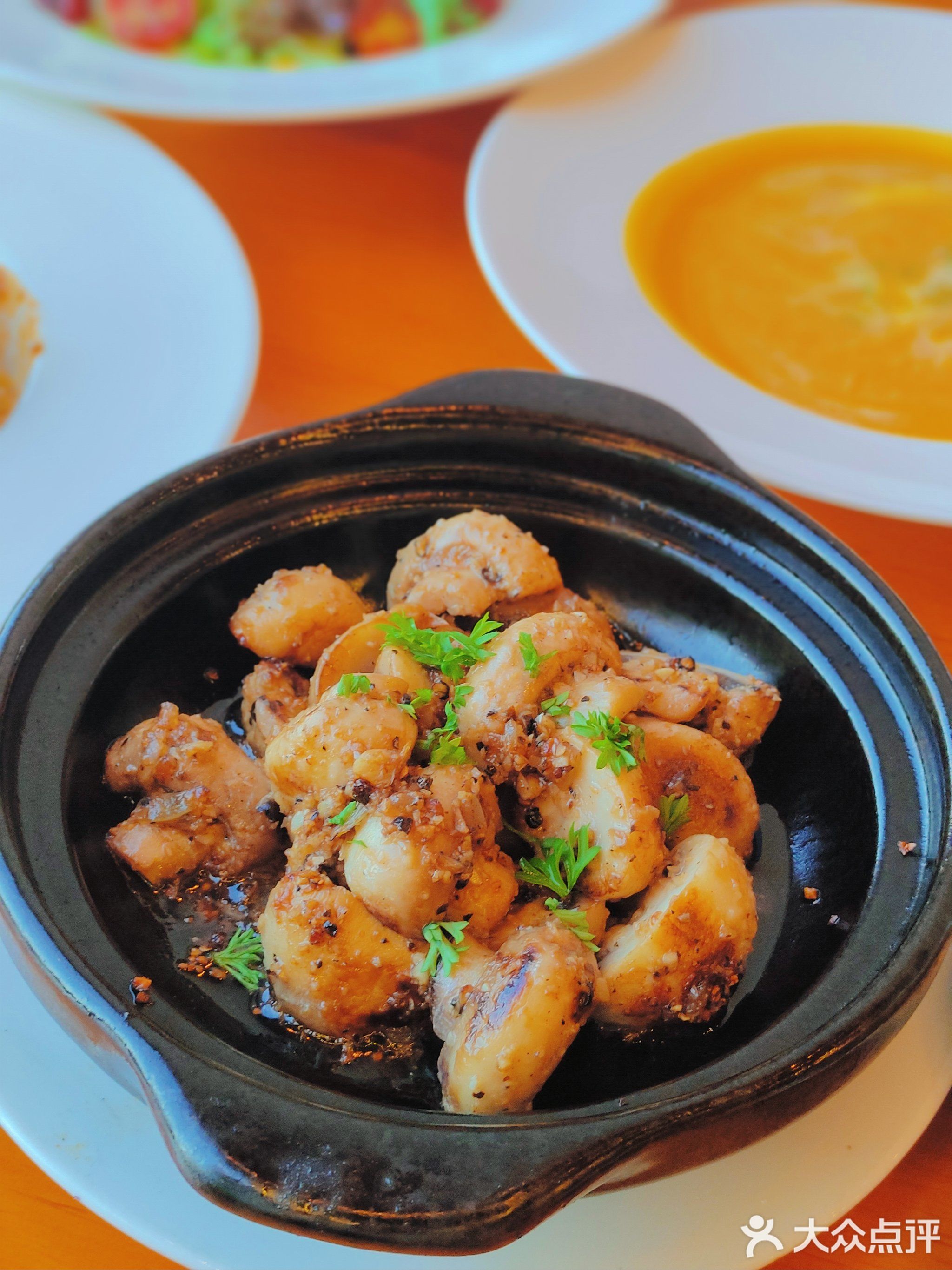 邻家西厨餐厅(创基花园店)