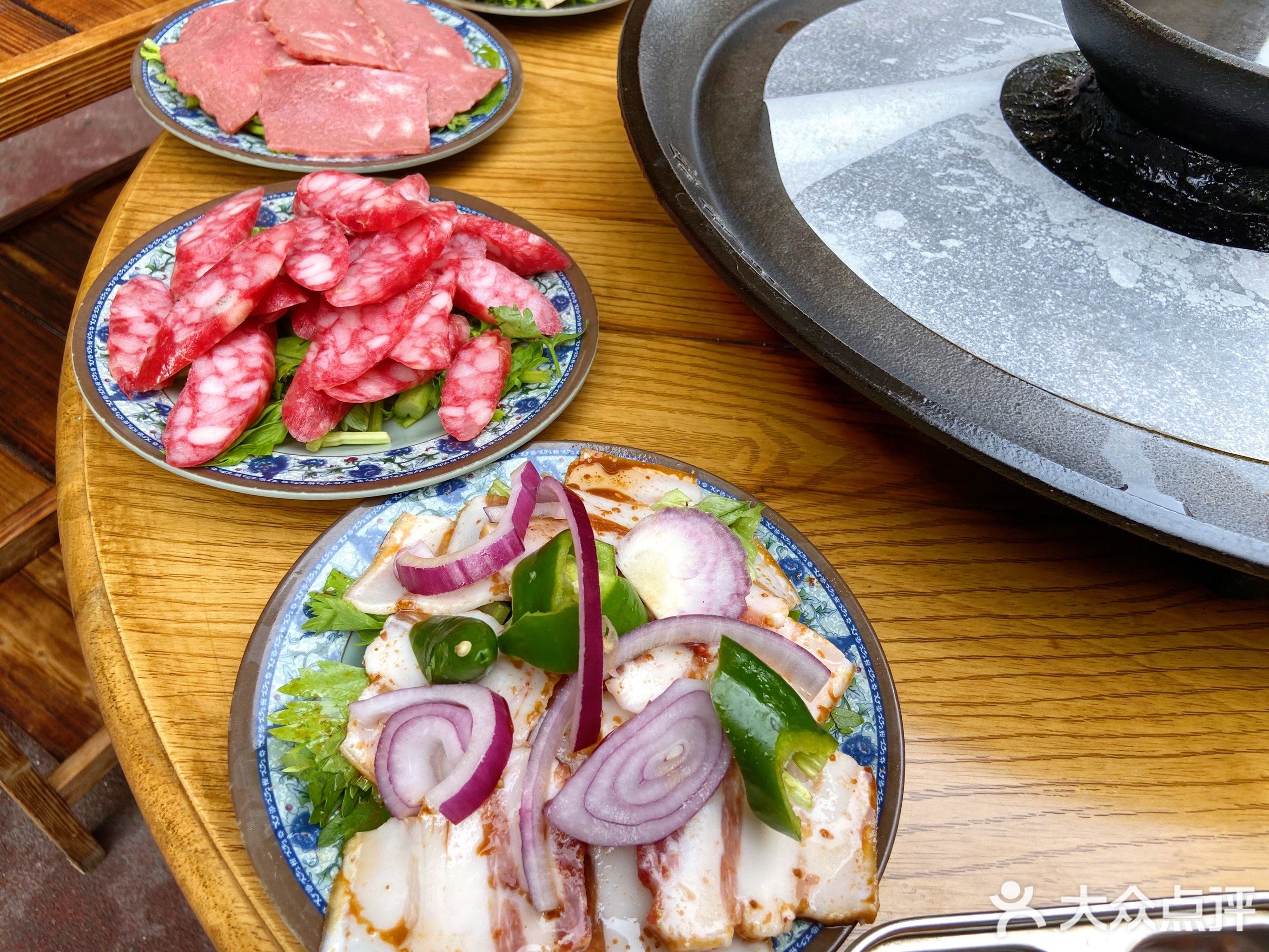黔孜味纳雍烙锅烧烤(花果园M区店)