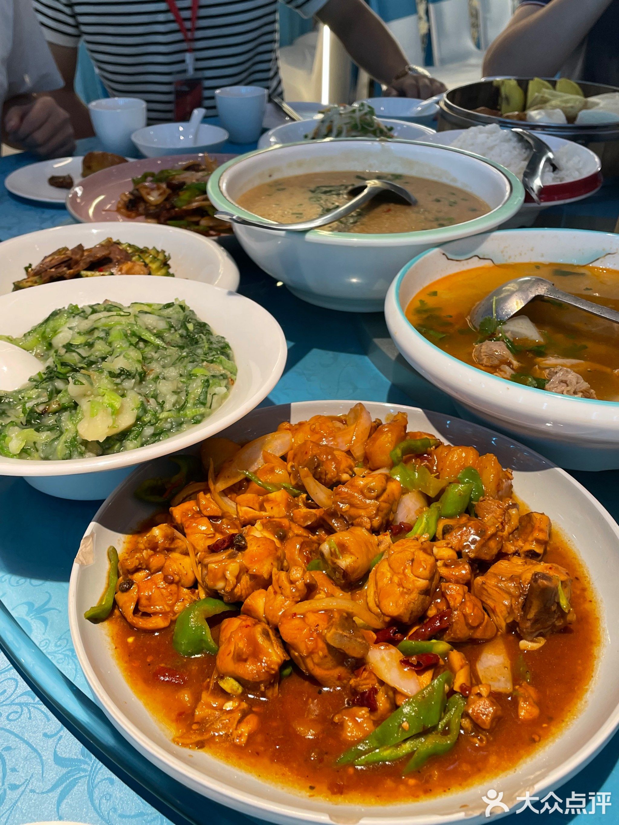 新延安餐饮(能源大厦店)