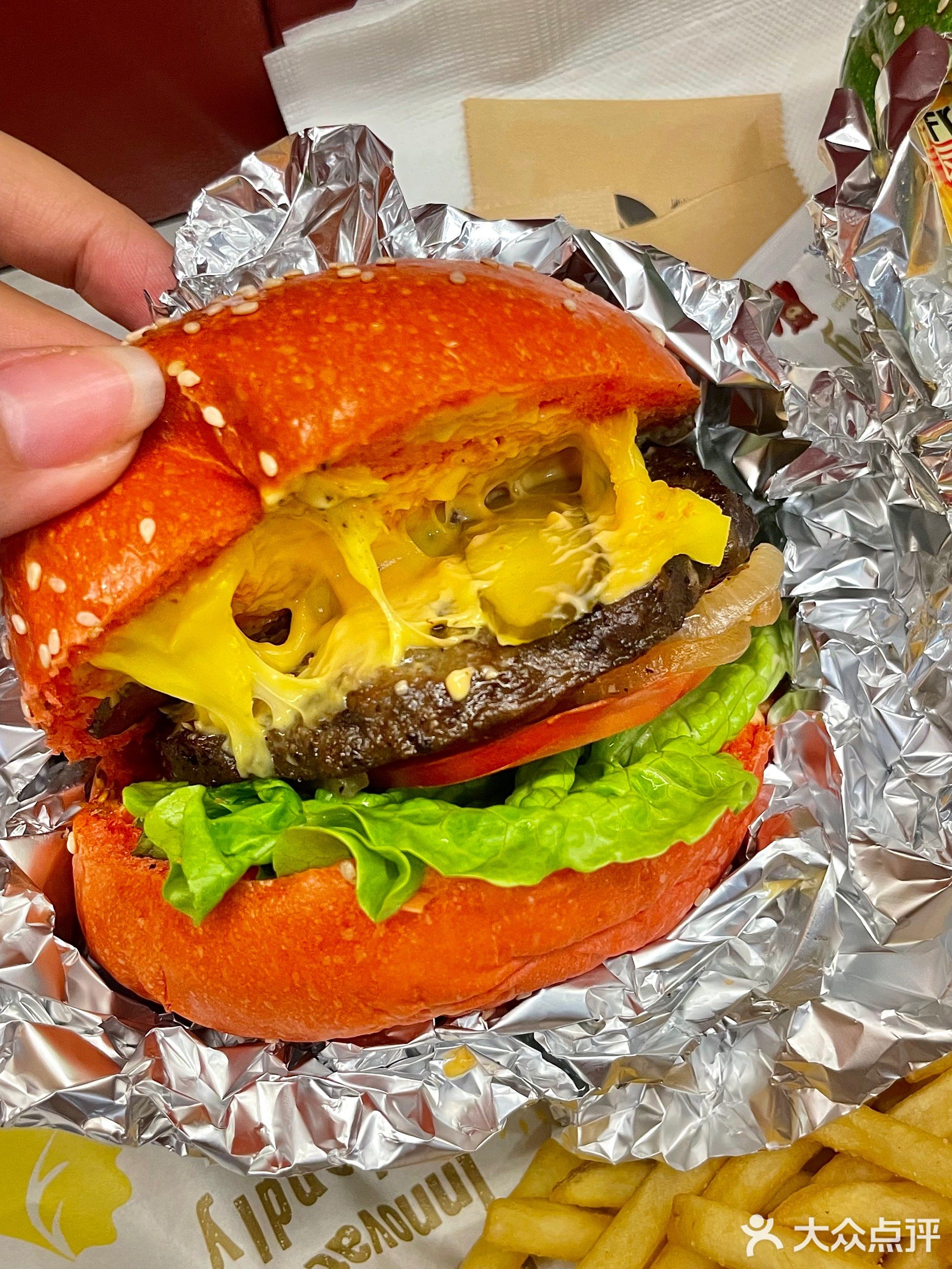 三比一·现烤牛肉汉堡(南城保利店)