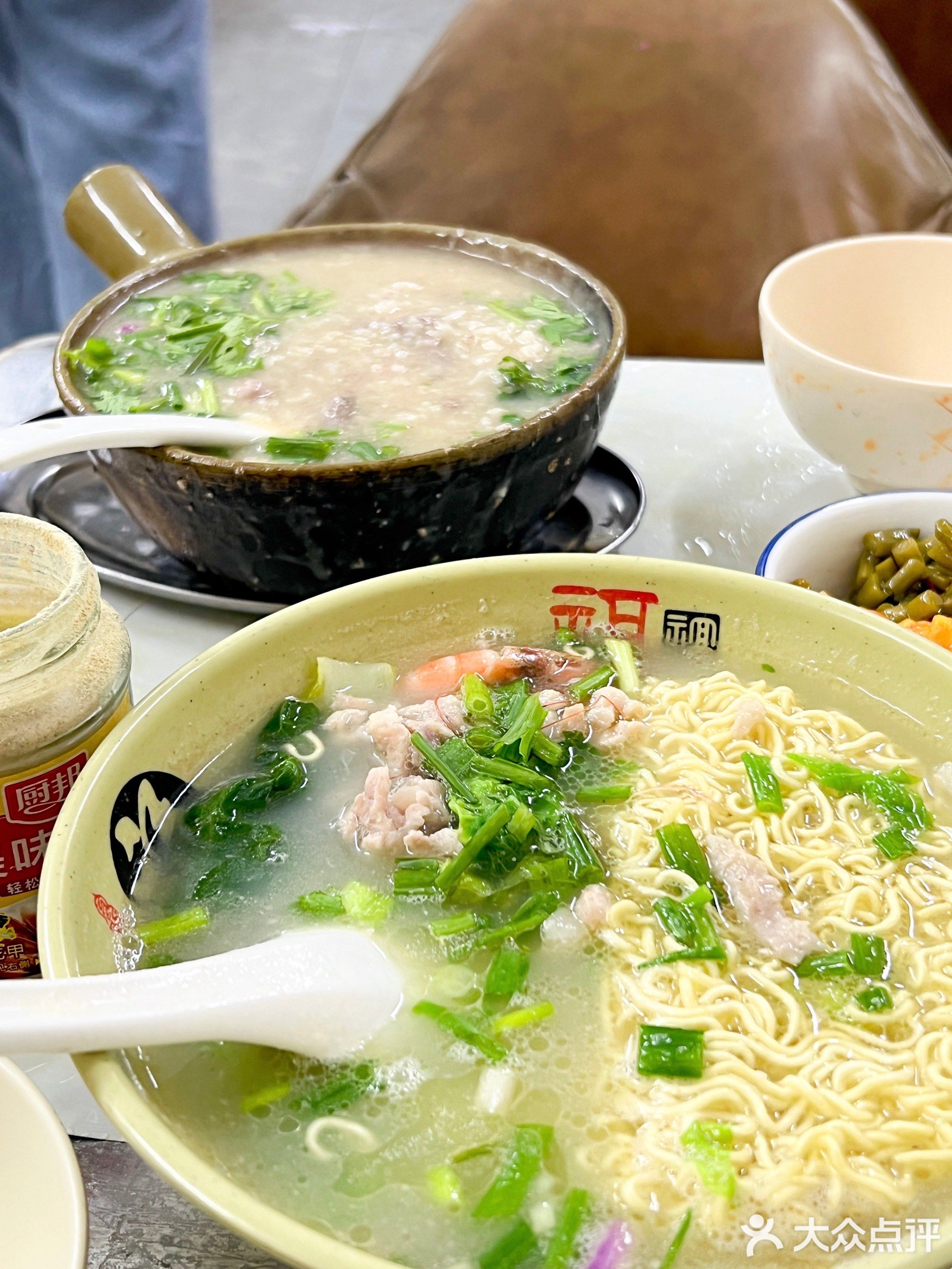 华姐养生粥(建设小吃街店)