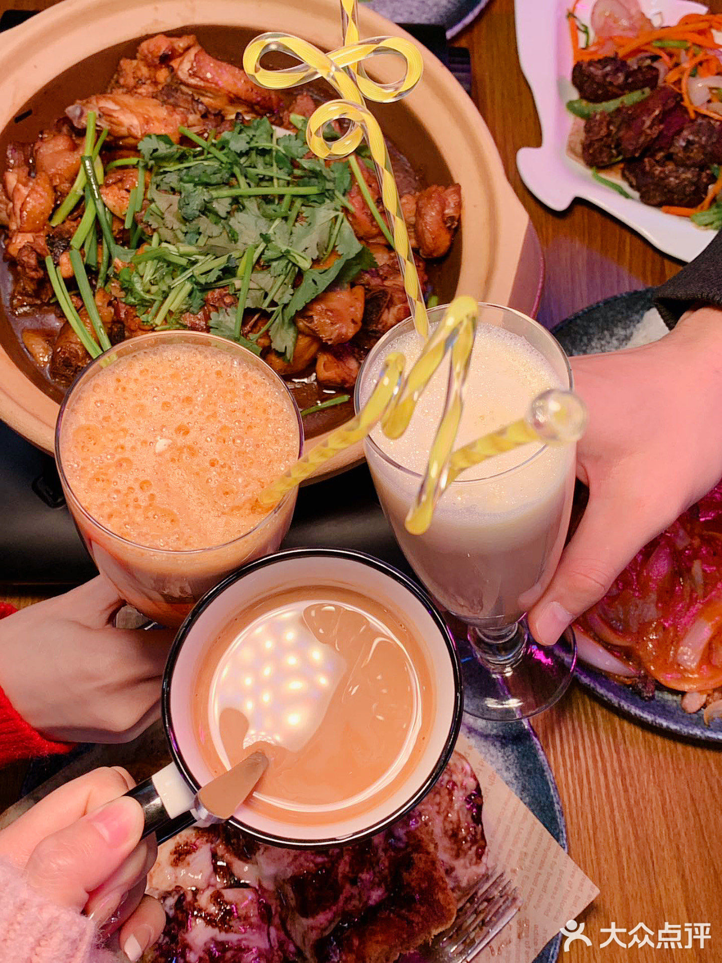 港尊茶餐厅(御品缔景湾店)