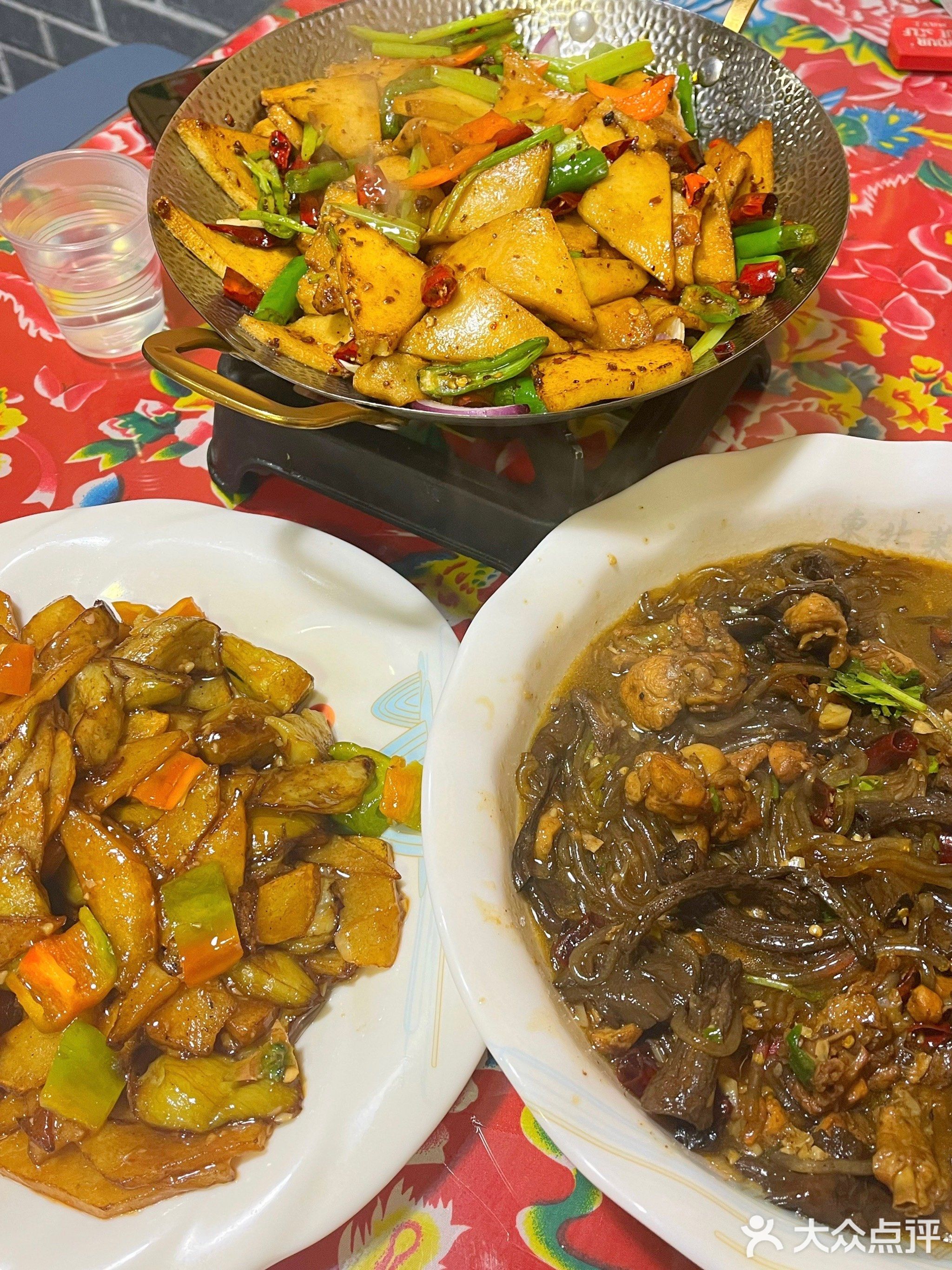 傻大盘东北菜馆(荣盛城店)