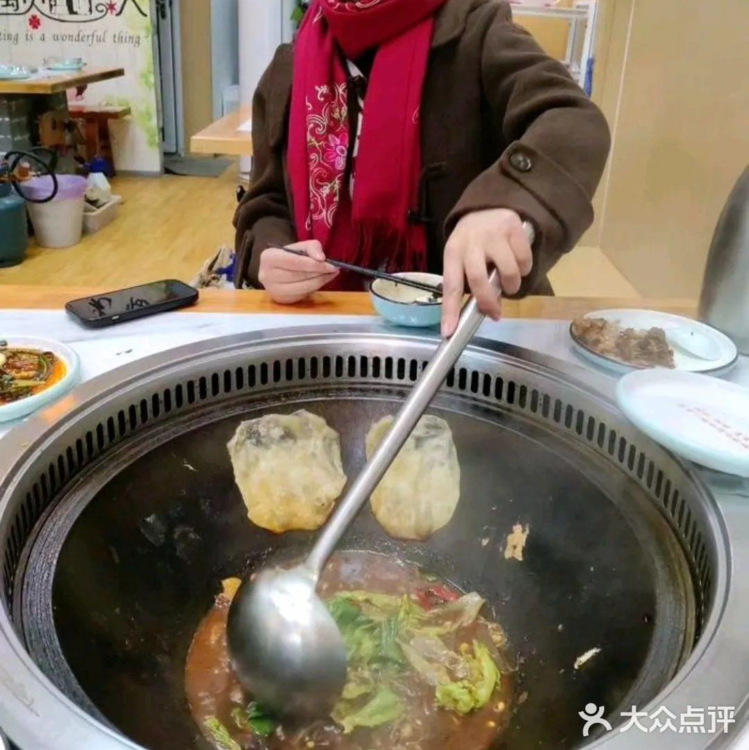 柴火鸡地锅腾香(中梁力高云湖印店)