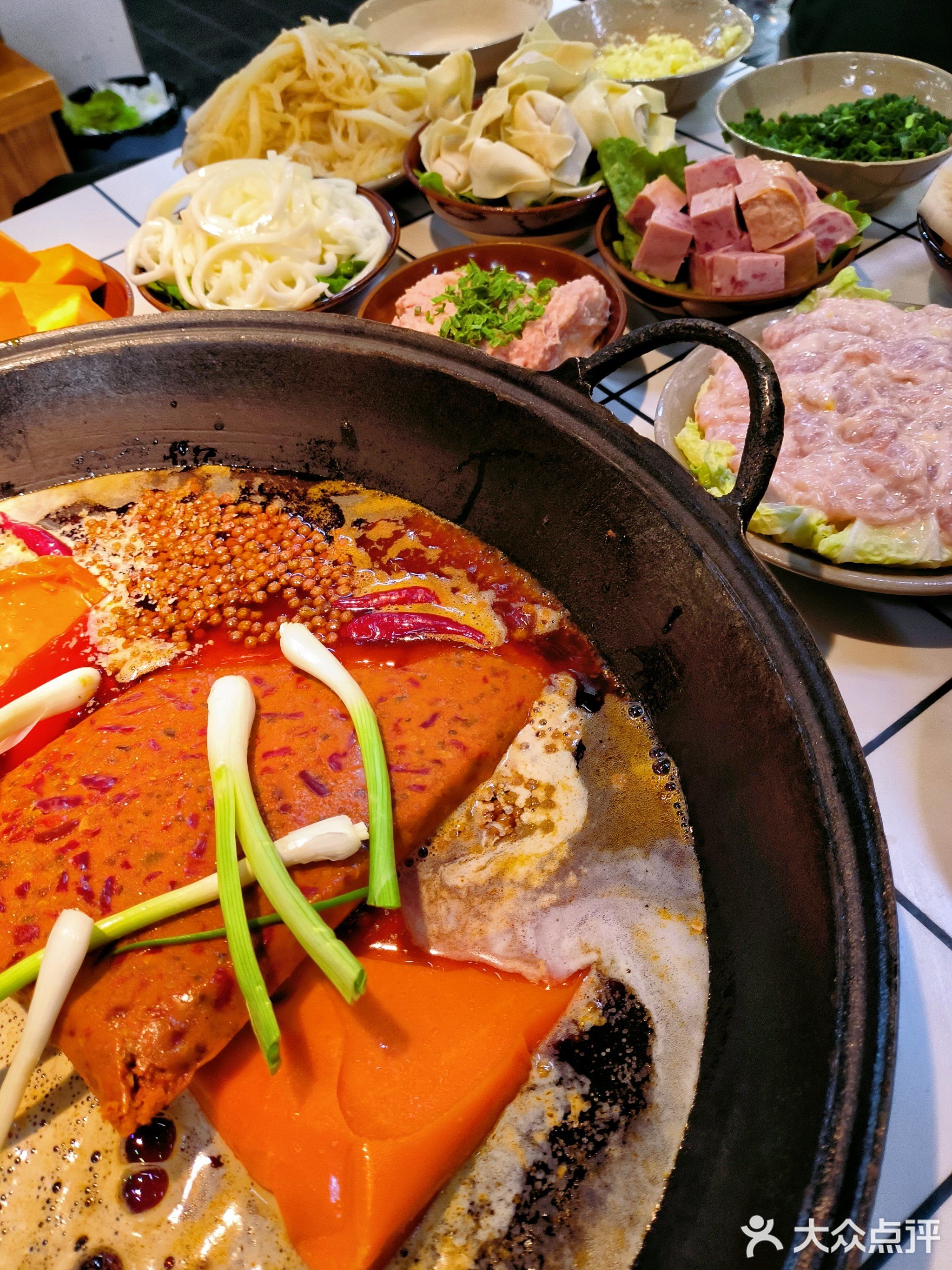 弟兄老火锅(南充首店)