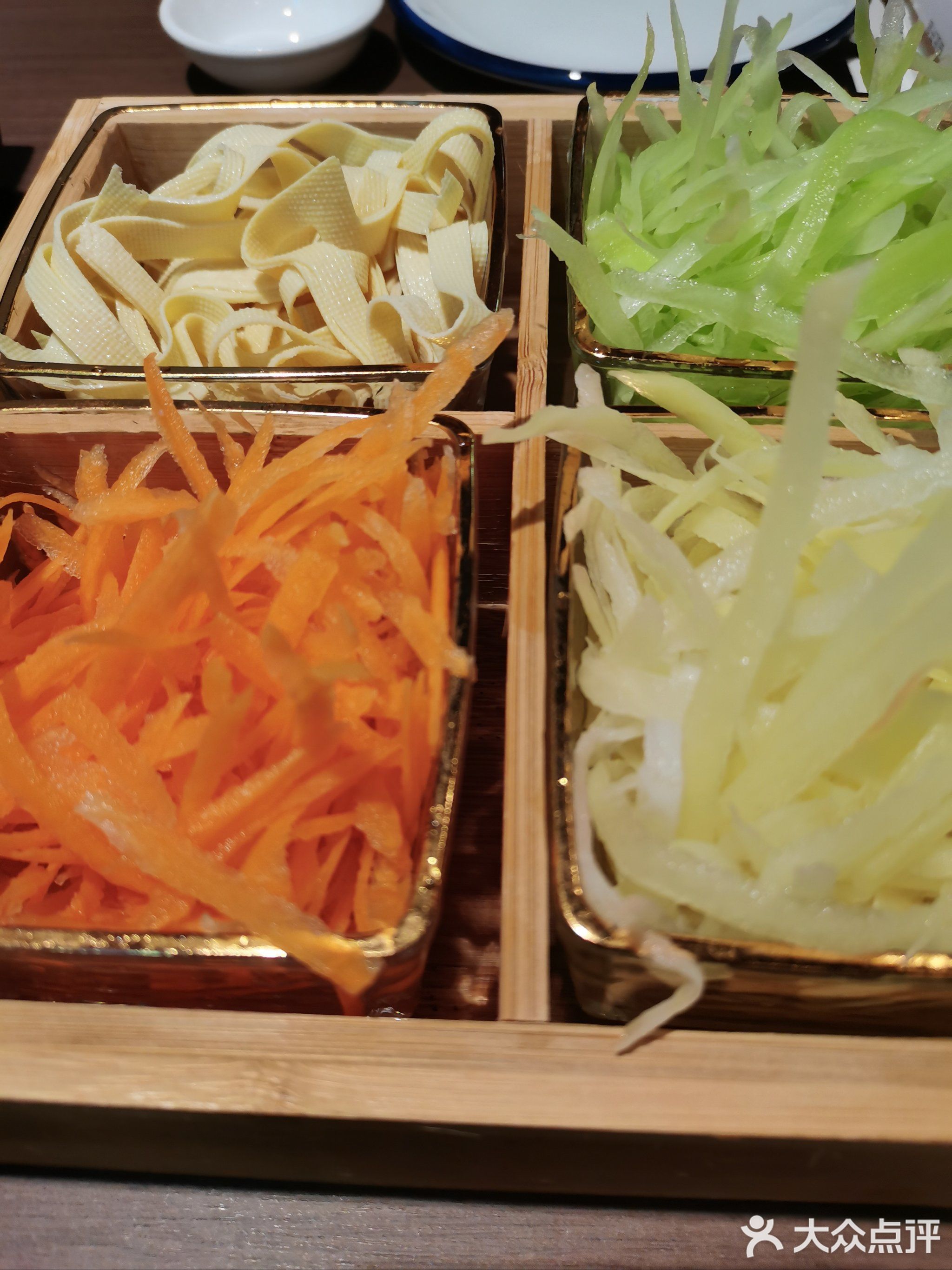 榴小锅榴莲火锅(浦北奥园广场店)