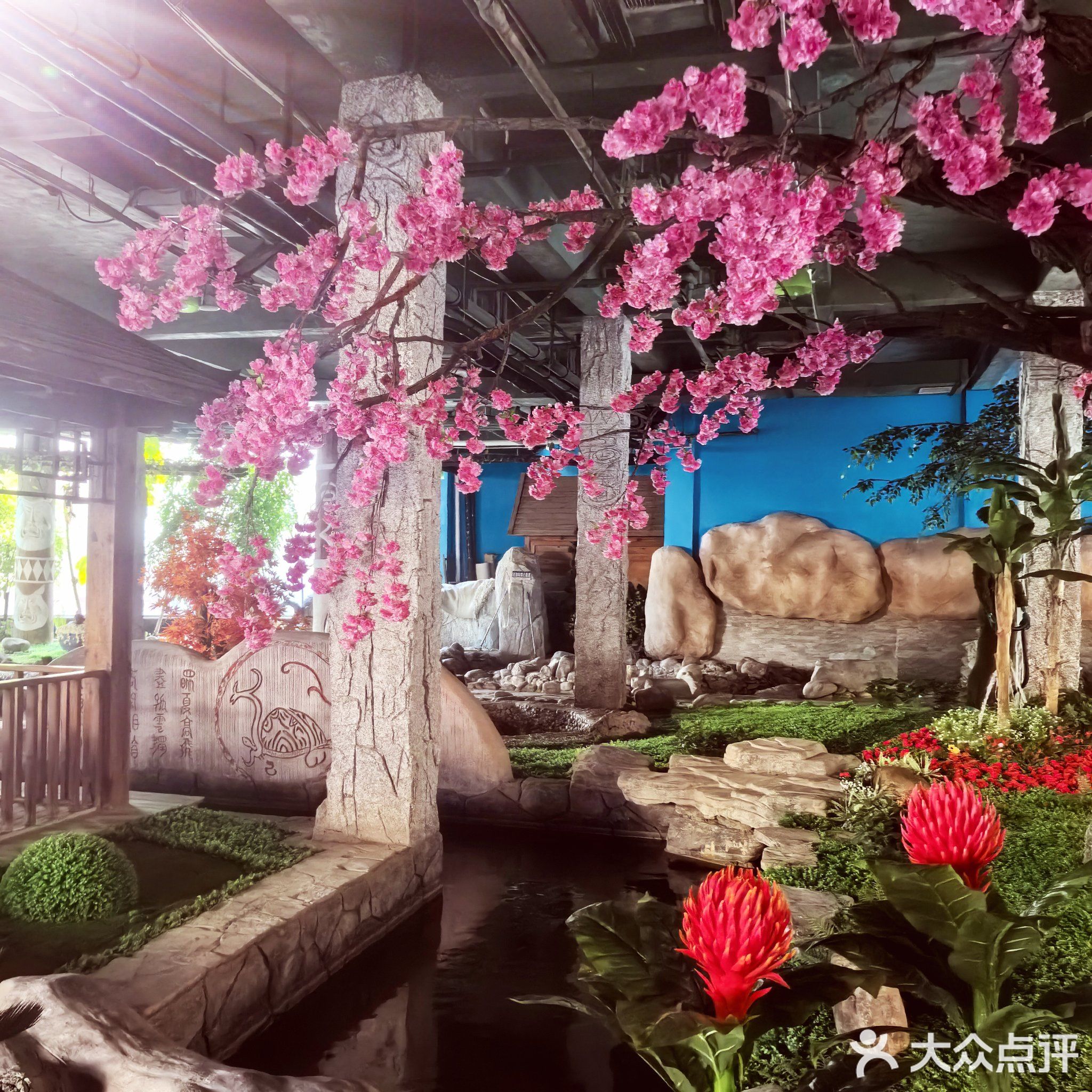 汤圣瑶池温泉会馆