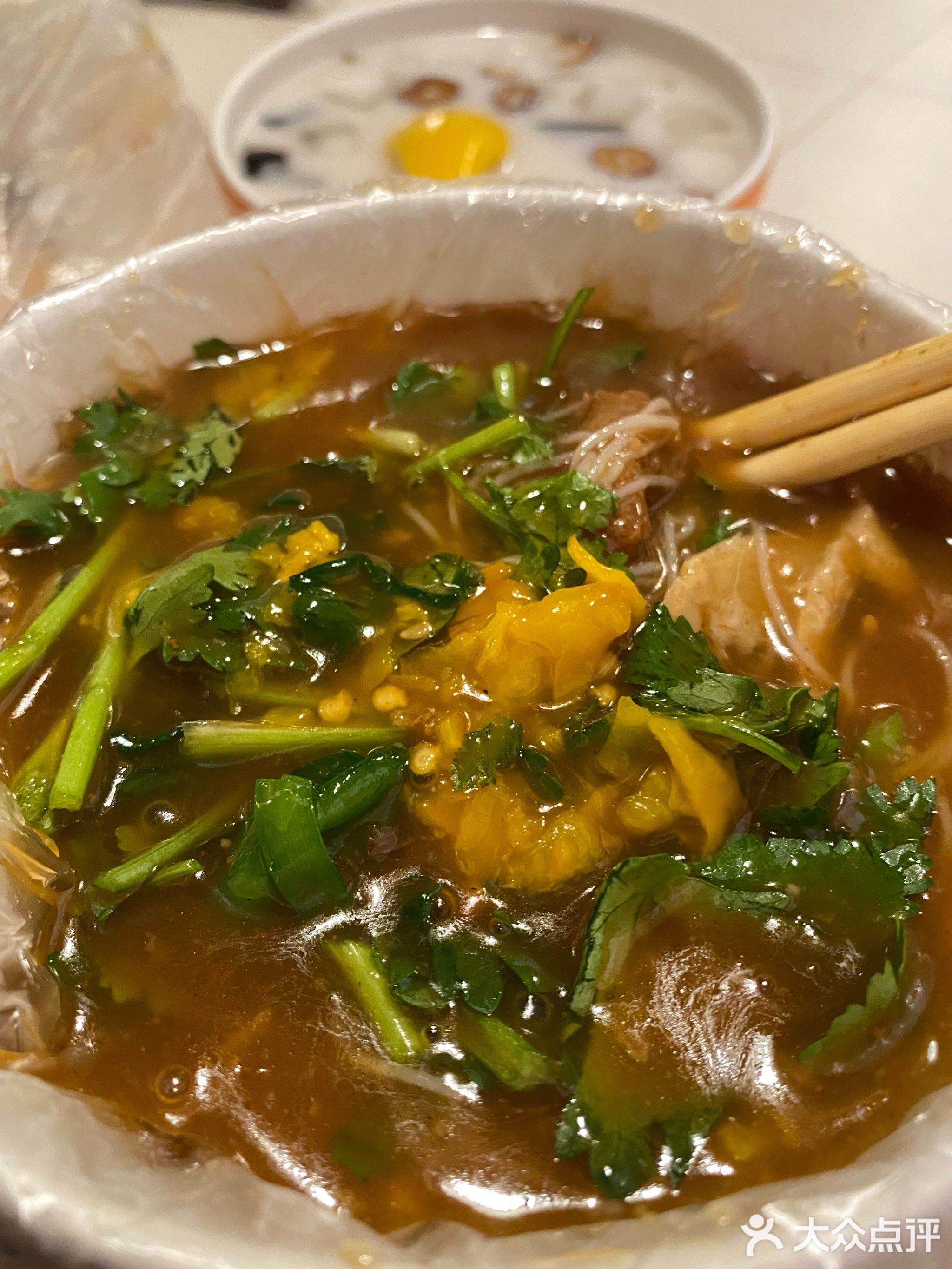 琼南新海酸粉店