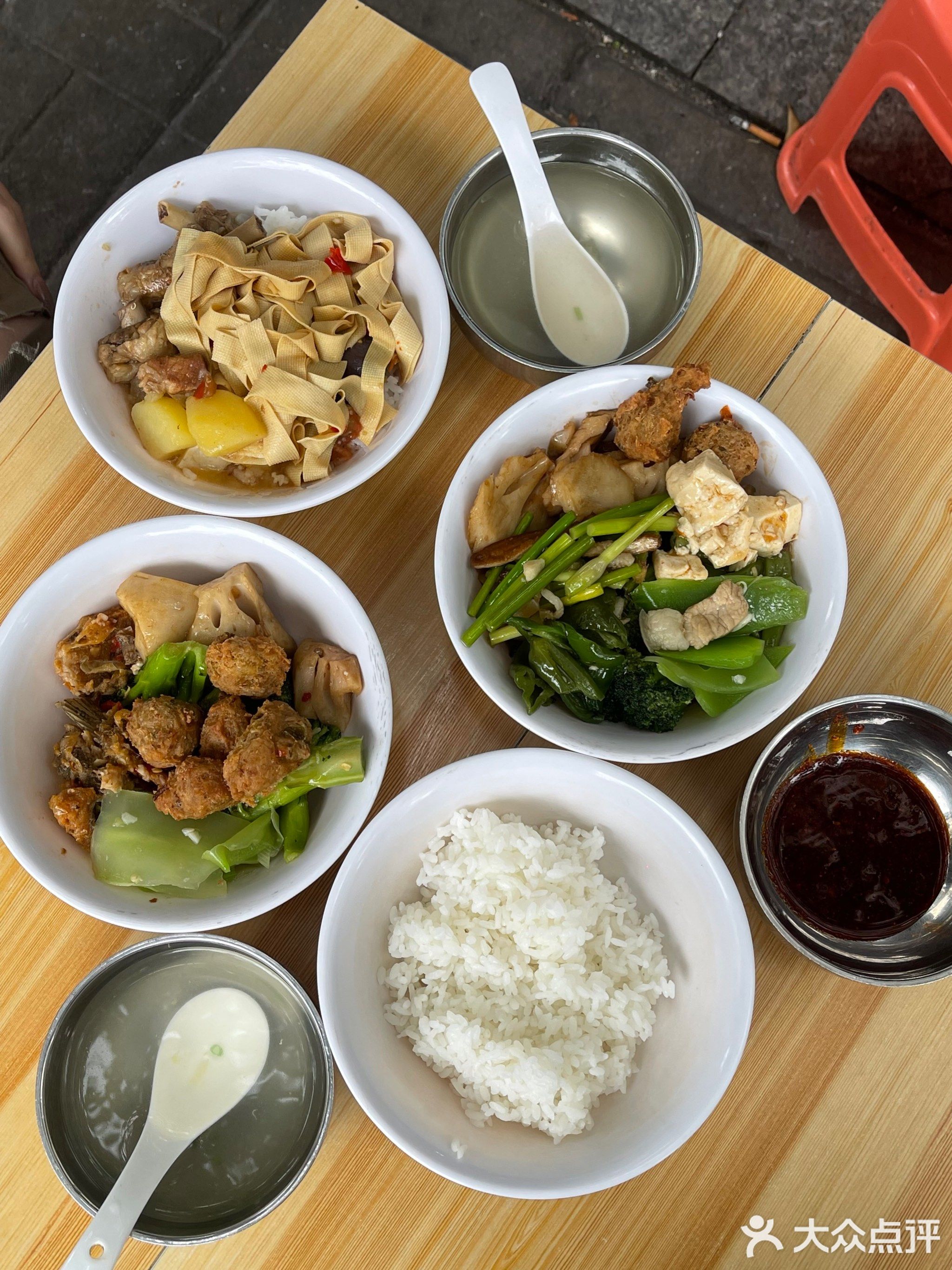 新派自助快餐(海甸五西路店)