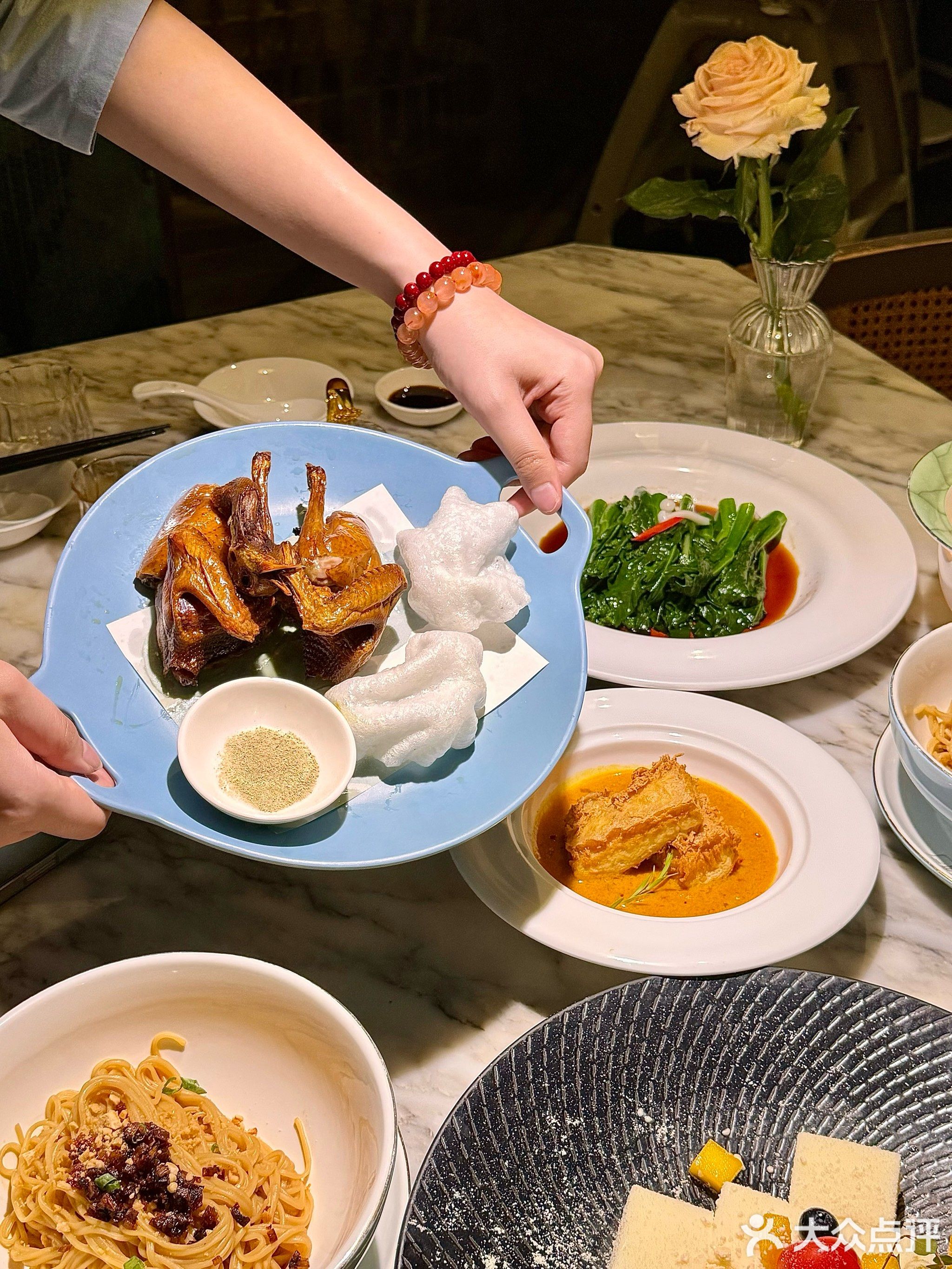 东南里湖景餐厅·新闽菜(浦西万达店)