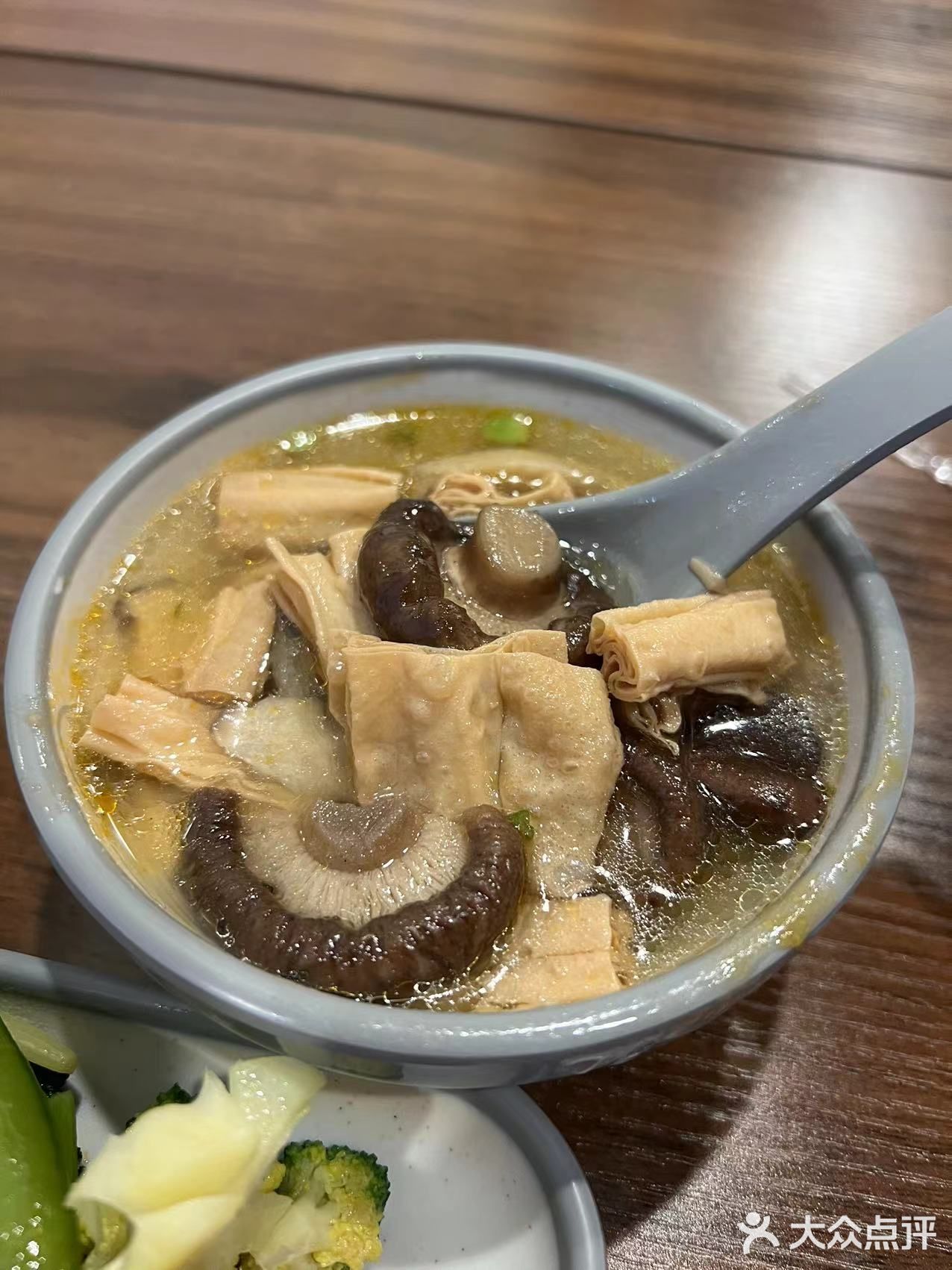 芸生斋素食自助(亿宝大厦店)