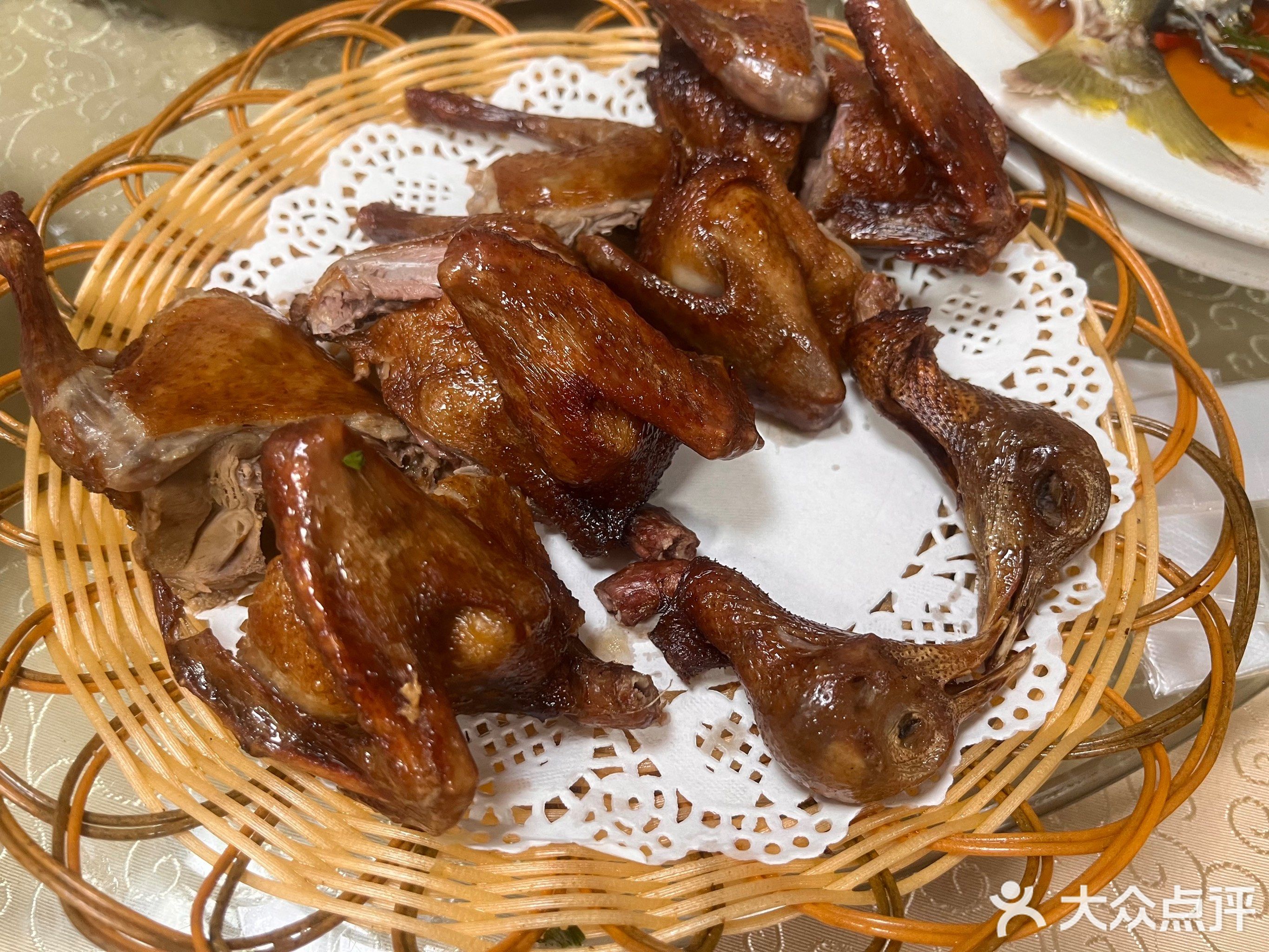 景隆乳鸽王海鲜餐厅(溪涌店)