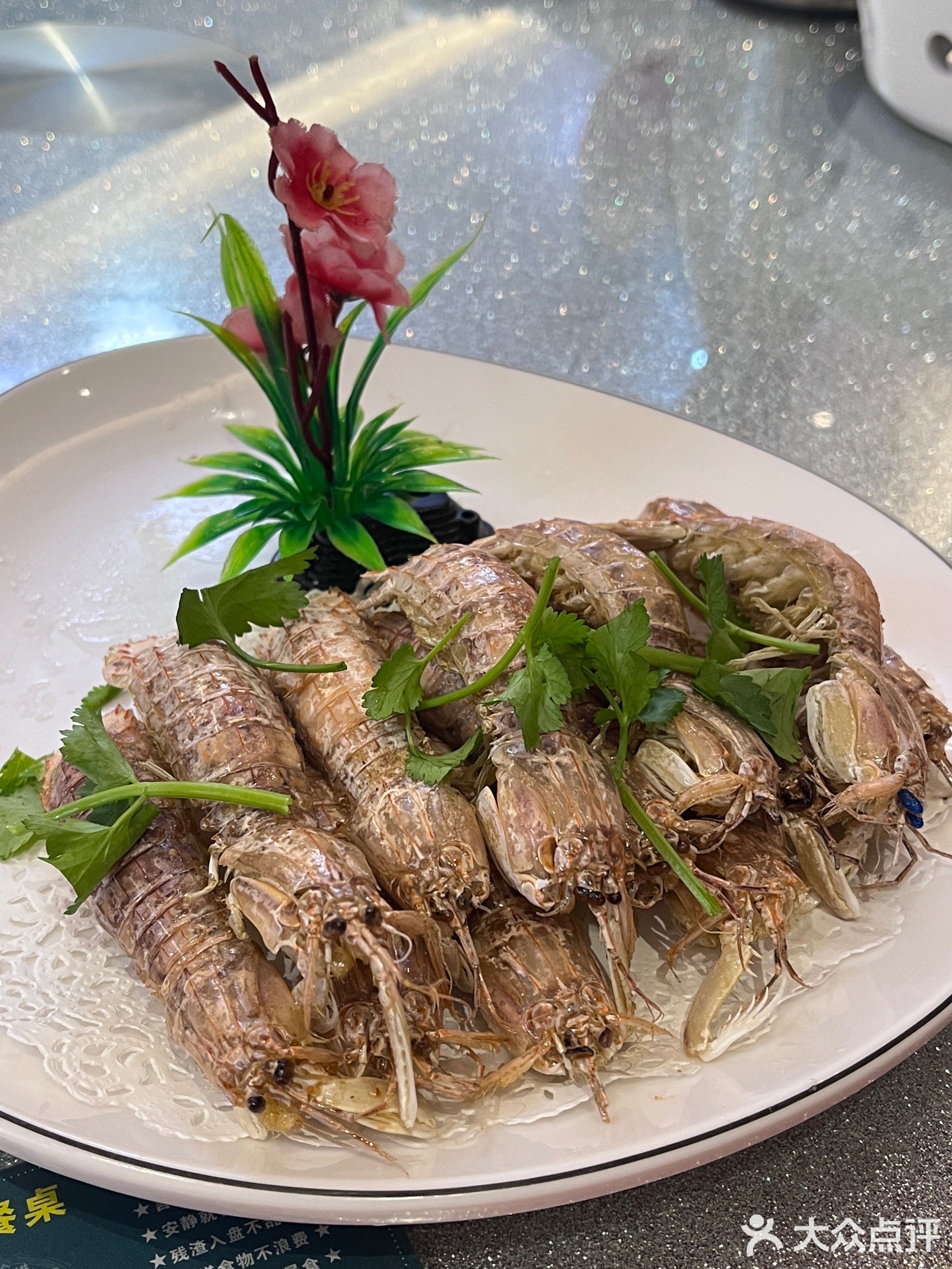 新巴艚海鲜酒店(恒风店)