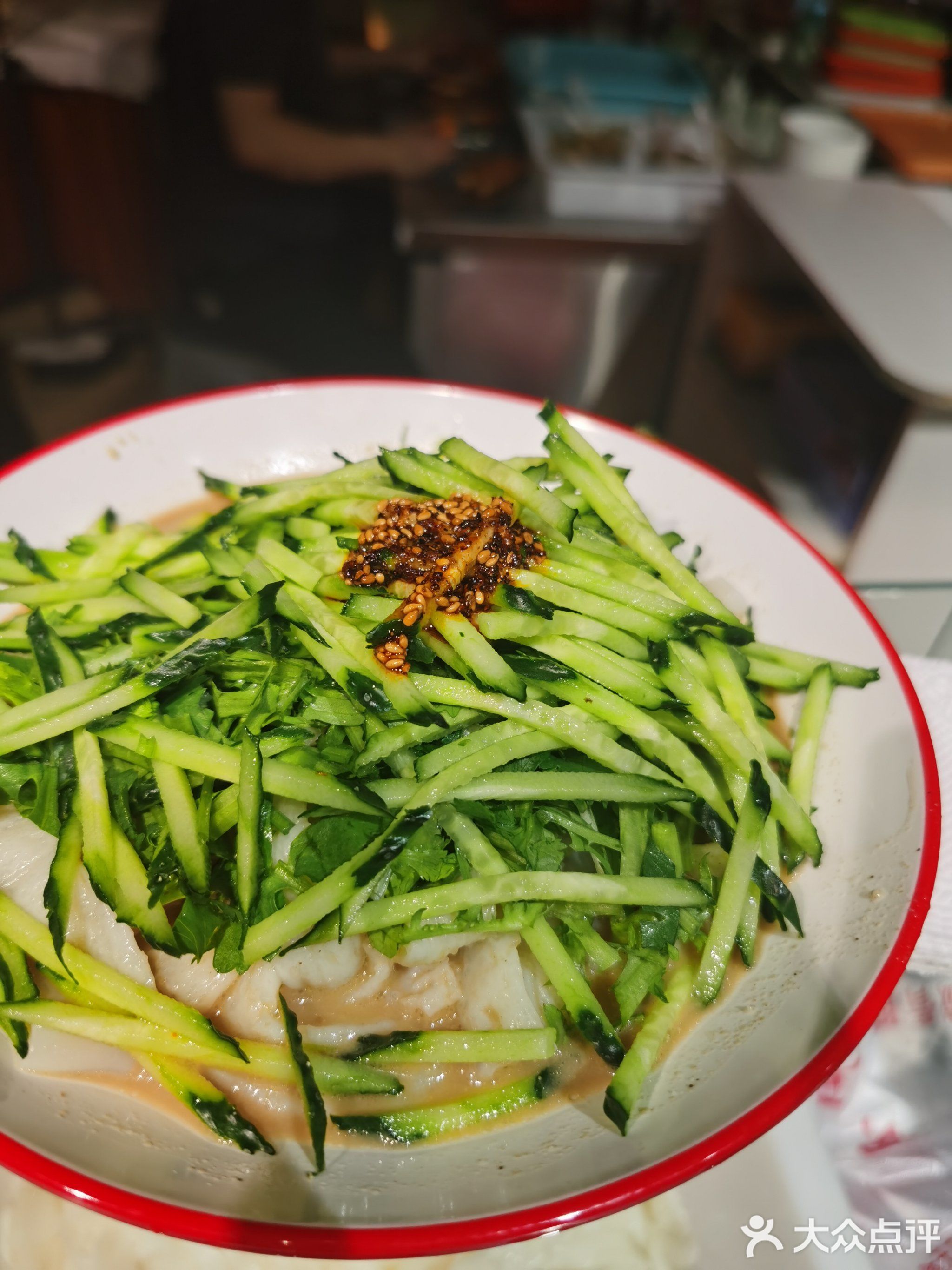 六中凉皮米线(维港城店)