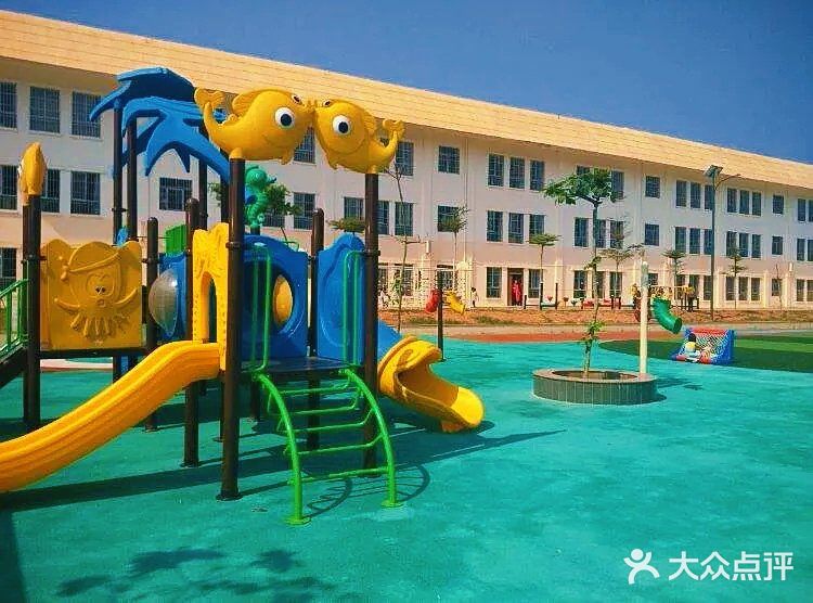 琼大国际生态幼儿园