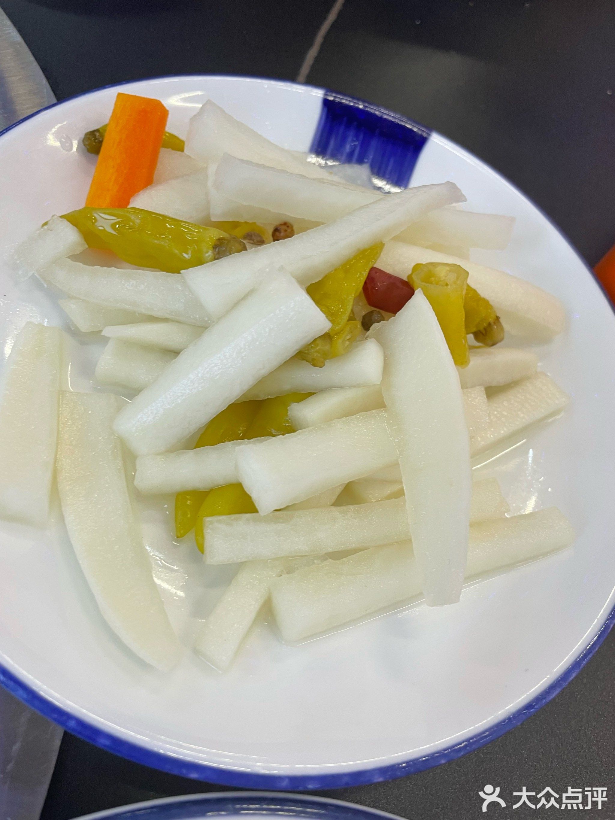 炖炖香东北乡村铁锅炖