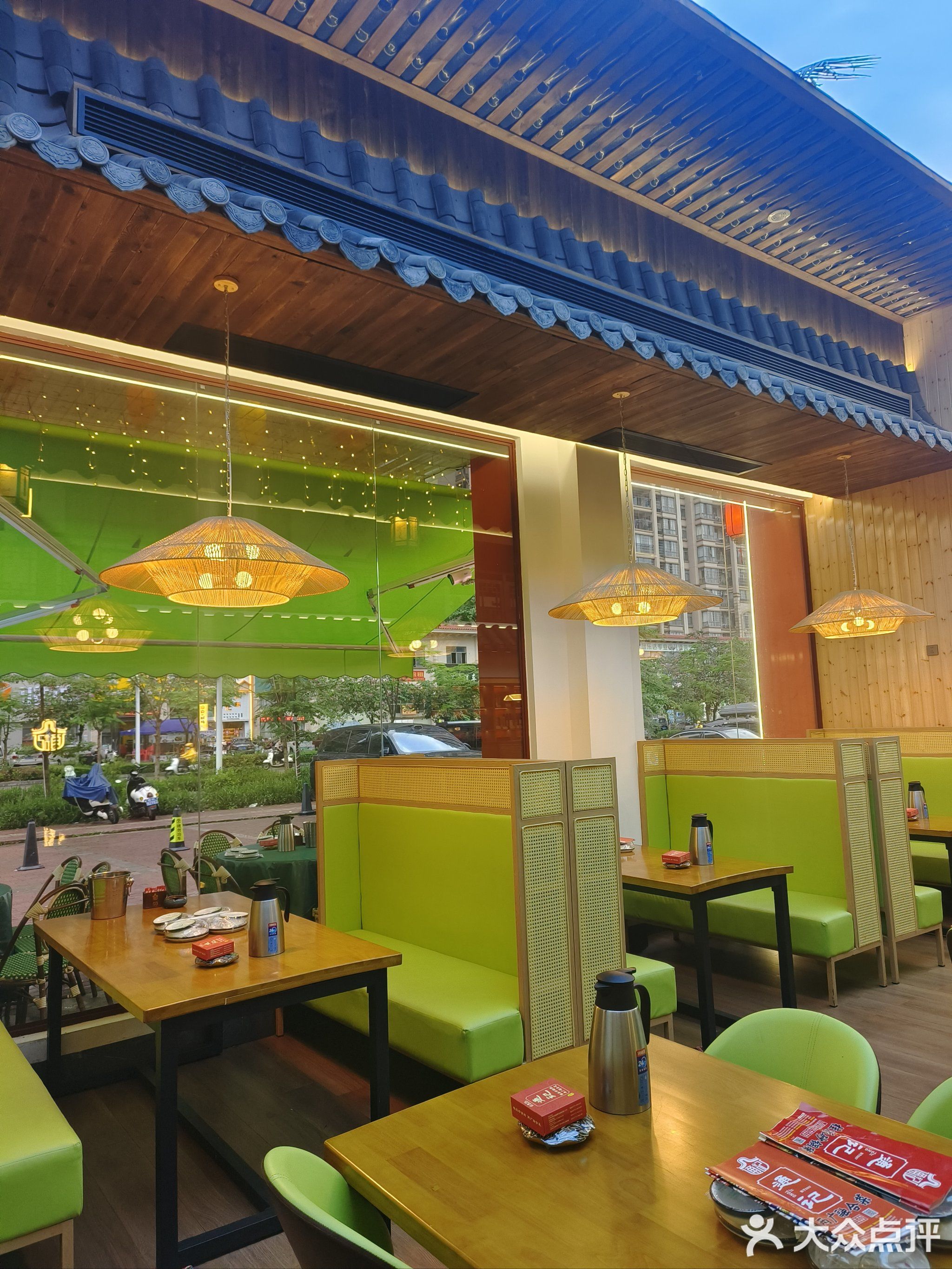 通记海鲜粥(玉林奥园广场店)