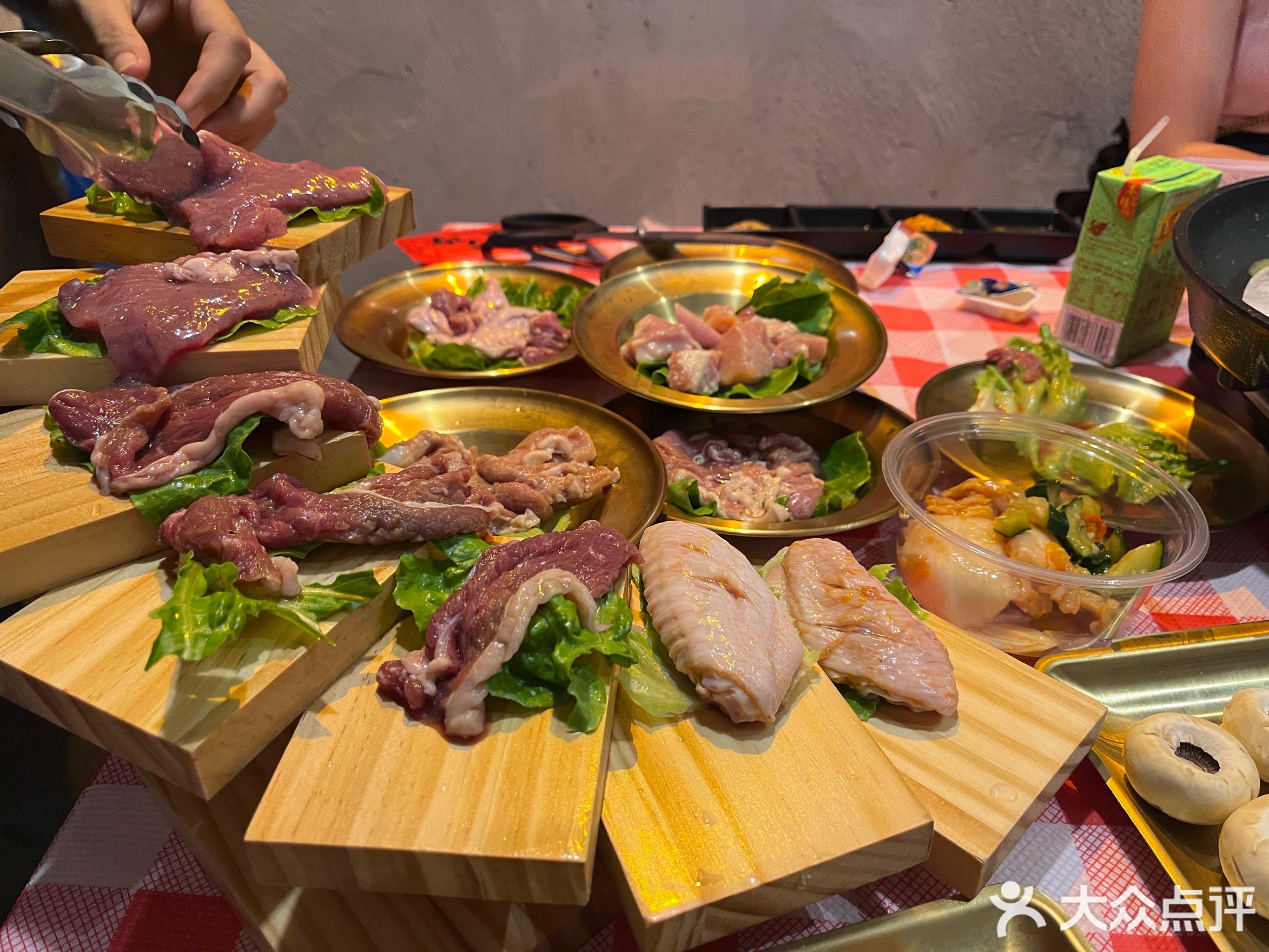 破屋烤肉(世贸广场店)