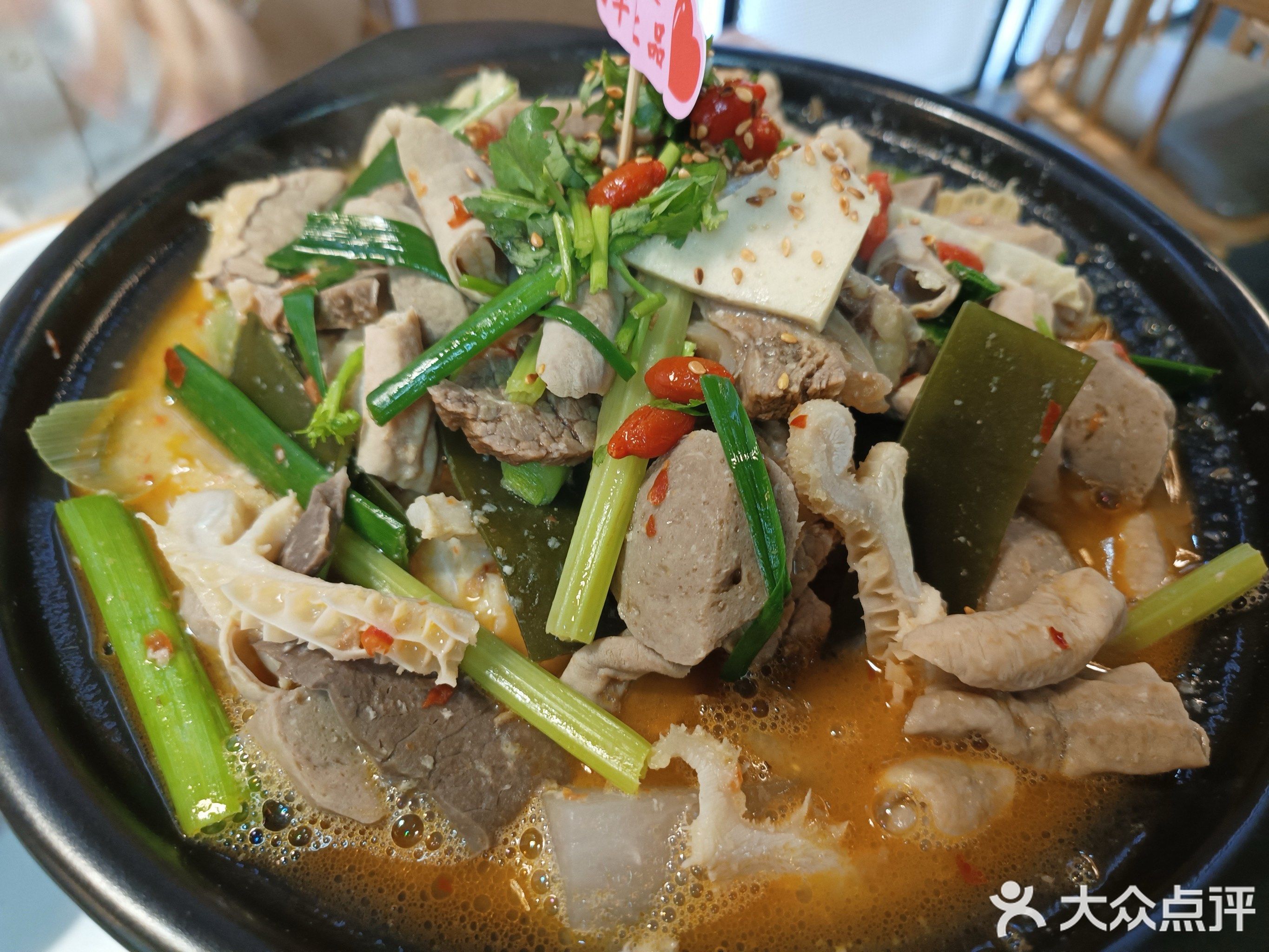牛上品牛杂煲牛腩煲(文昌店)