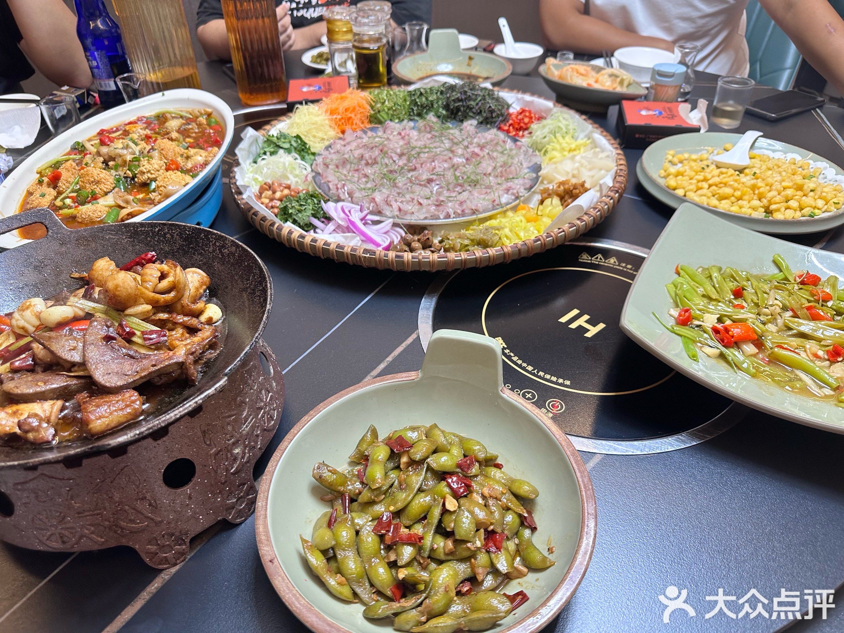 白毛翁老坛酸菜鱼·广西菜·烧烤(西关店)