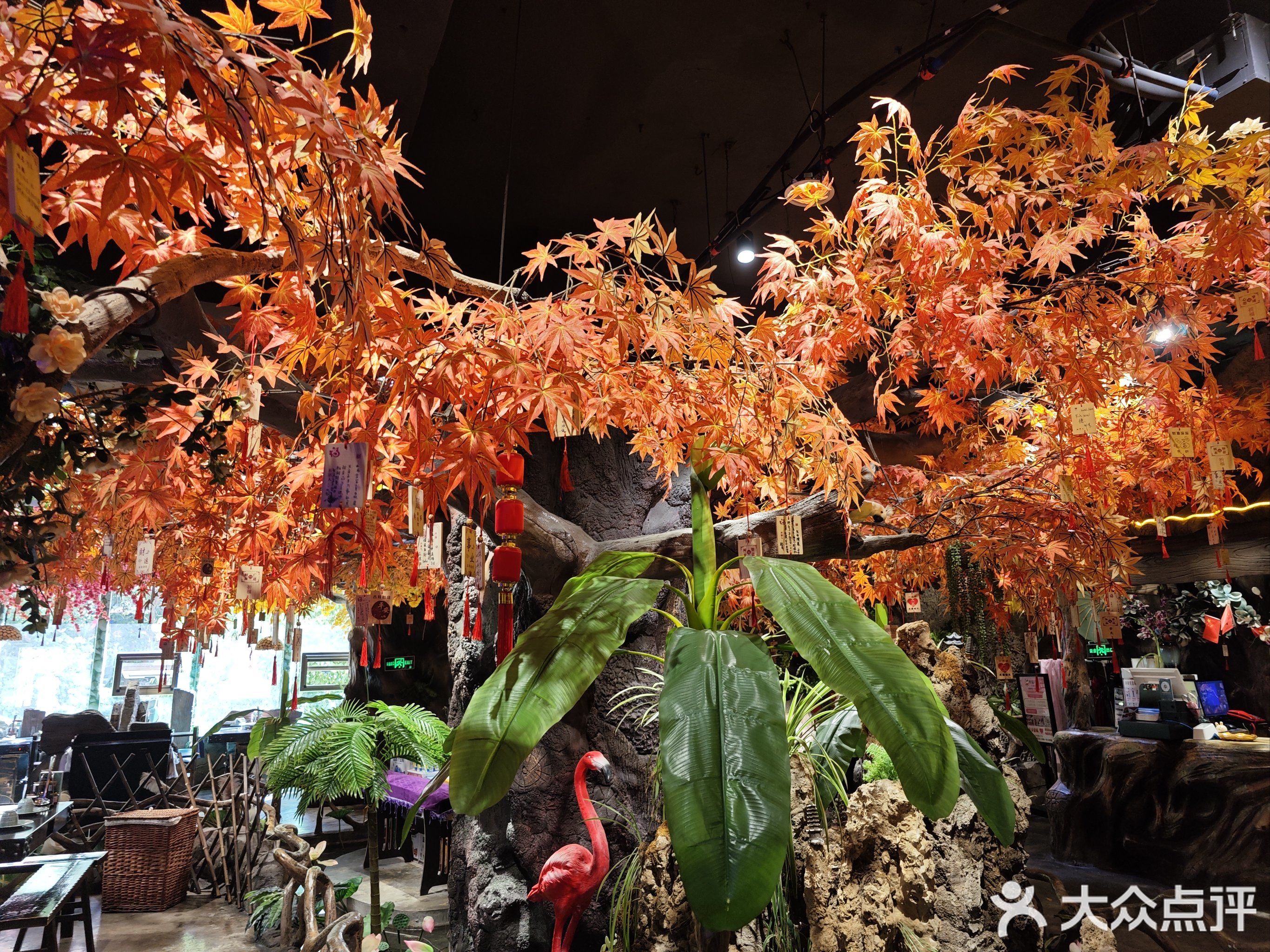 记忆犹新庭院火锅陇南店