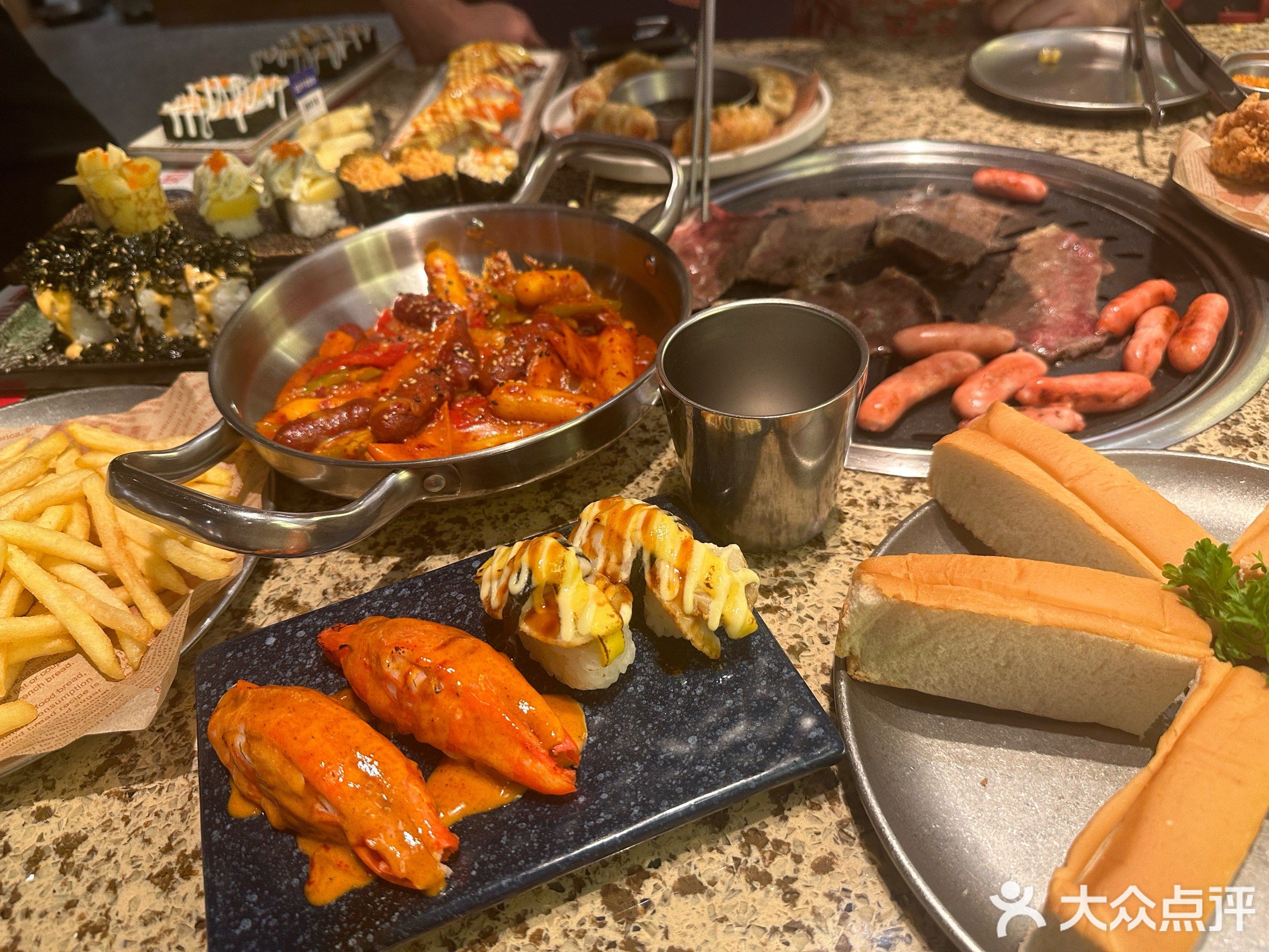 遇鲜家千尋炭火烤肉·寿司·韩国料理