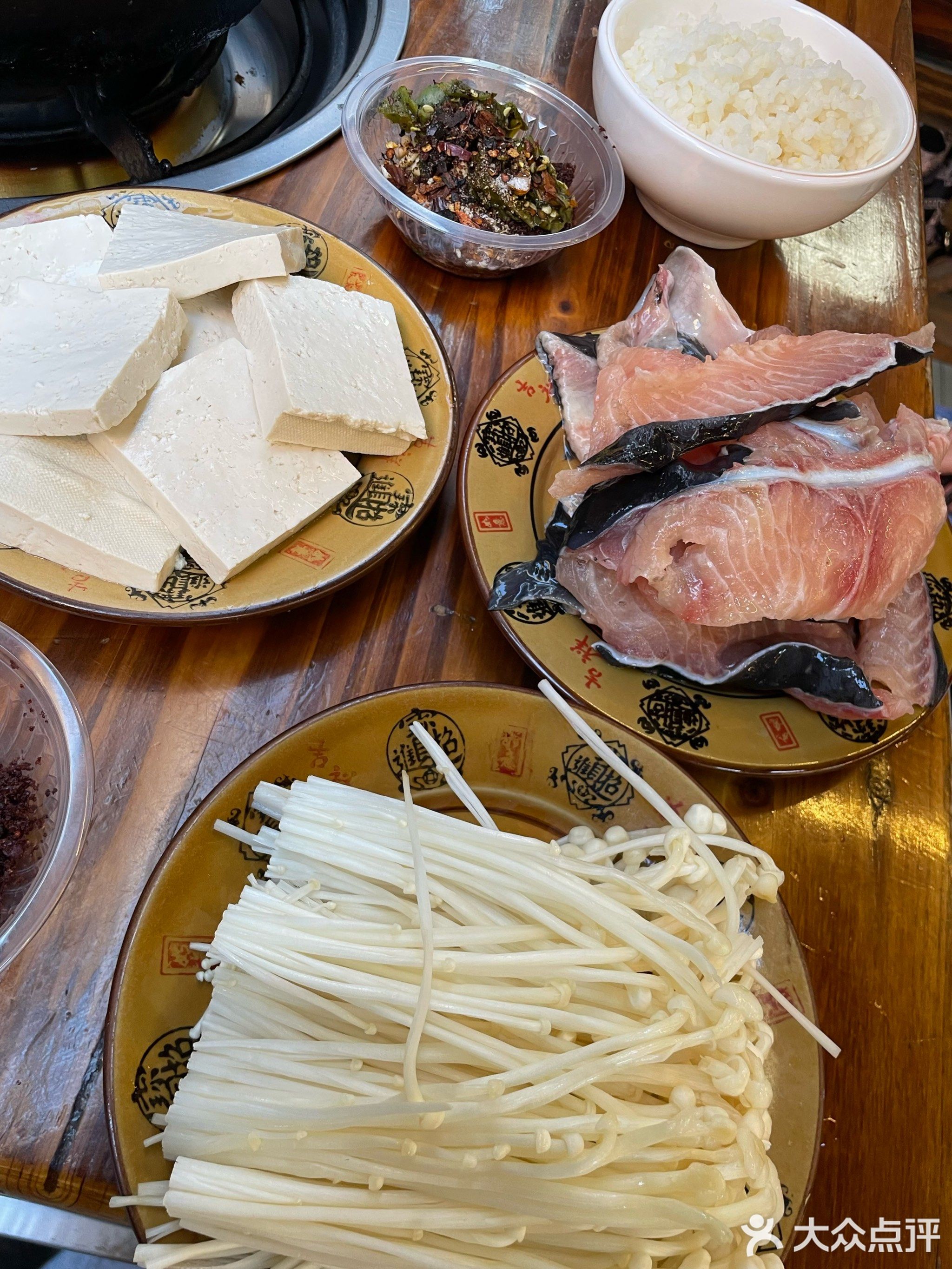 苗侗情砂锅酸辣烫(省府北街1号院店)