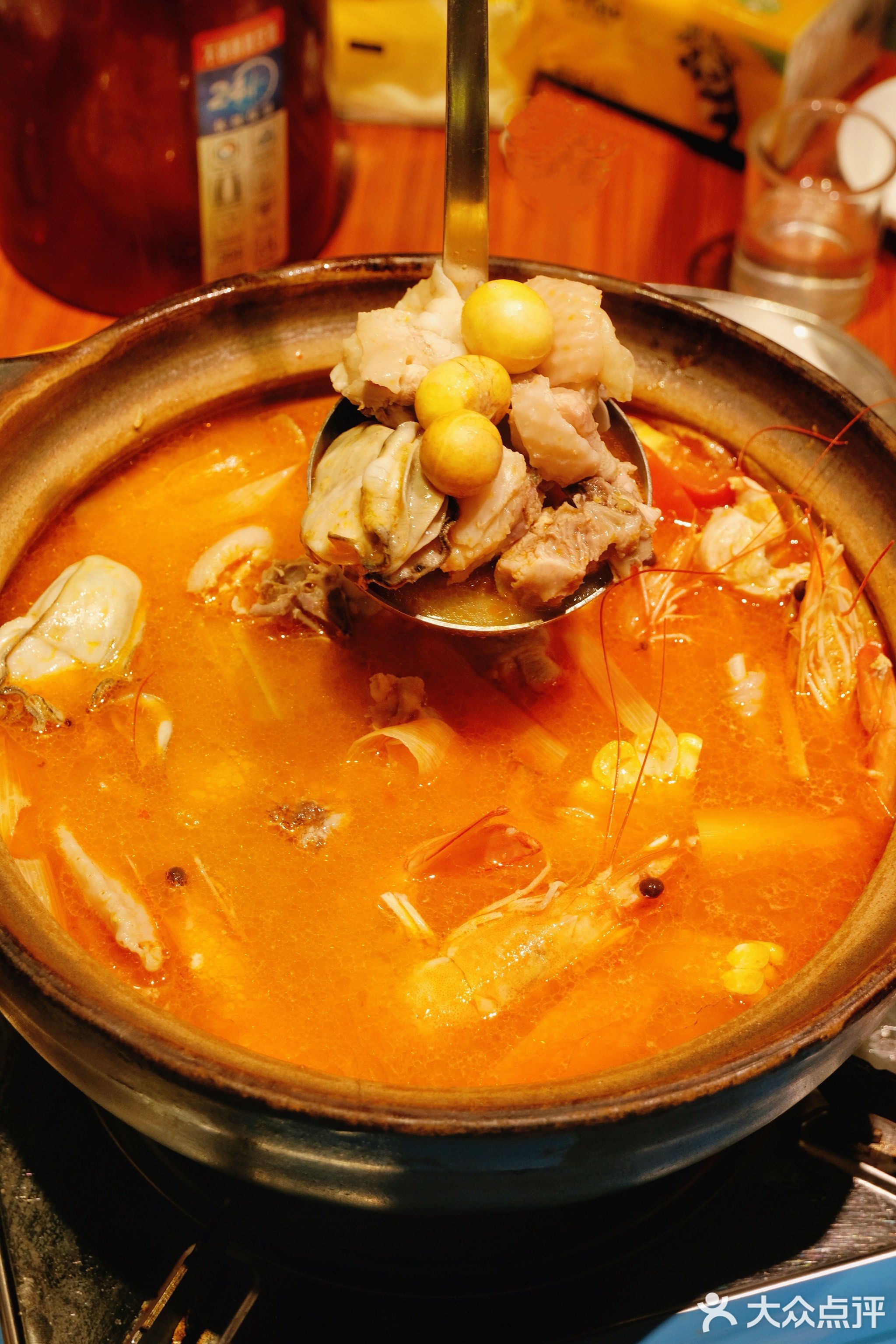 真炭烧鸡煲火锅饭店(育德店)