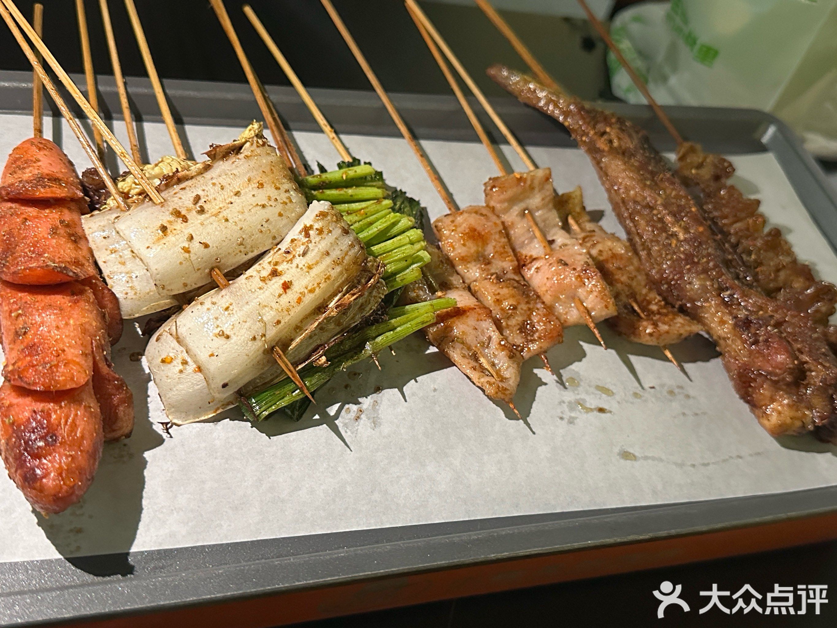 小碳长烧烤店(恒达楼店)