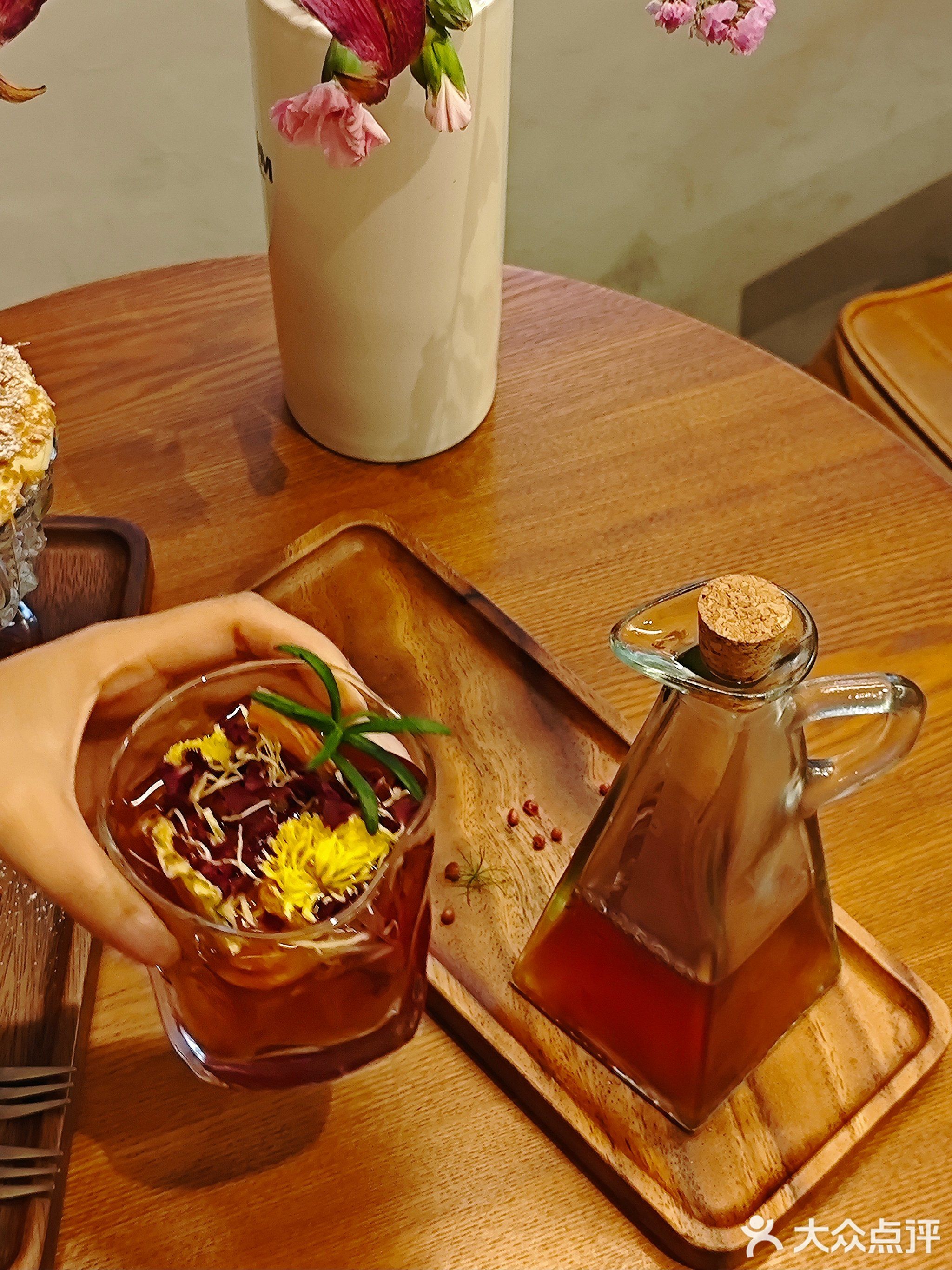 BLOOM CAKE & CAFE卜鹿咖啡馆