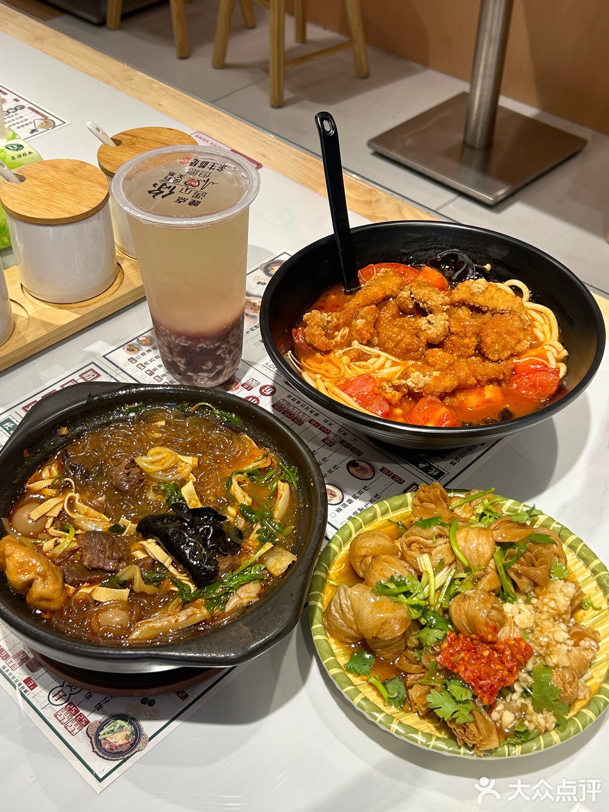 鲜鱼巷亭城小吃集·二嫂米线(天长西路店)
