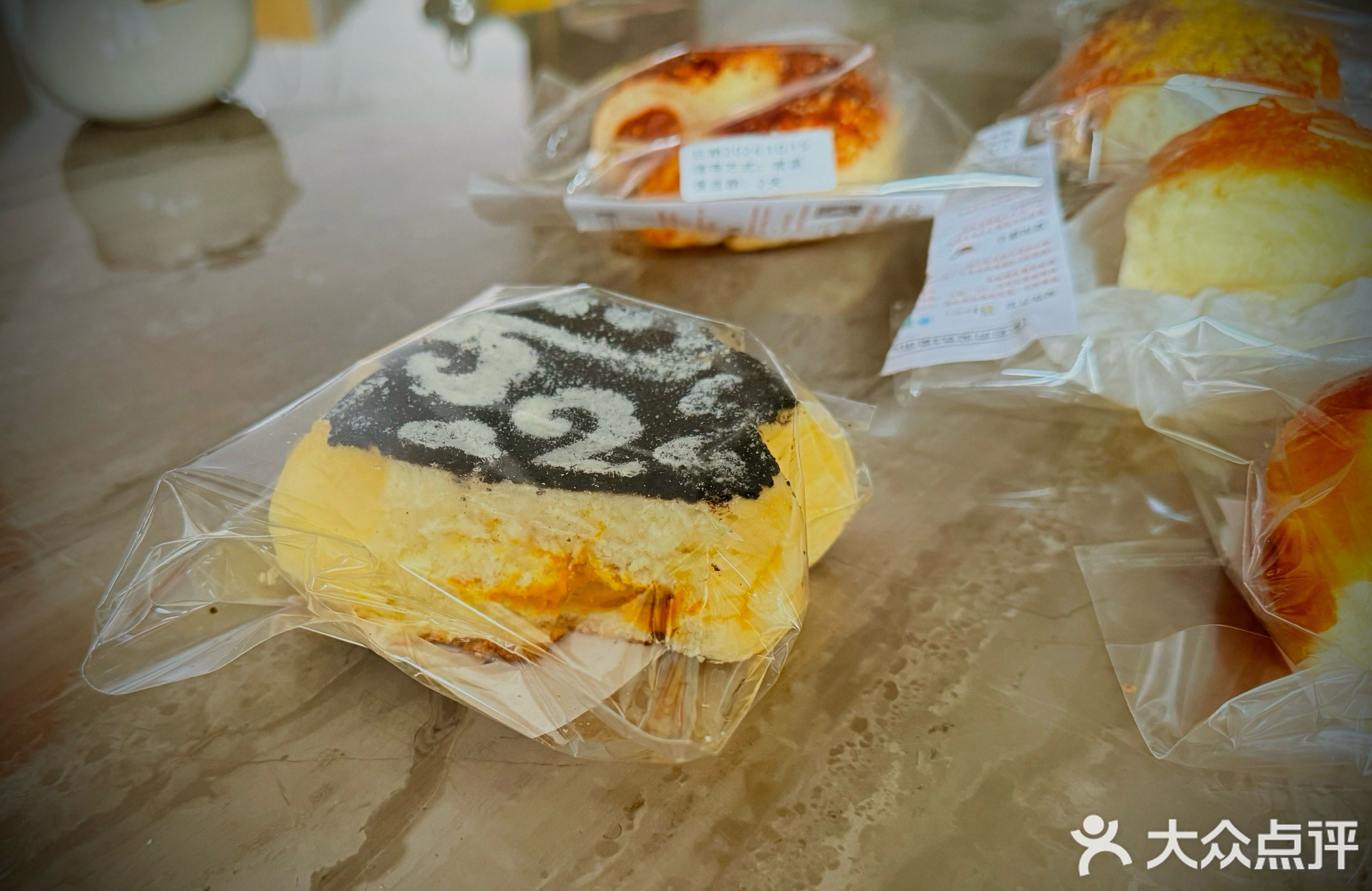伊伊·手工烘焙(乌兰察布宁城华府店)