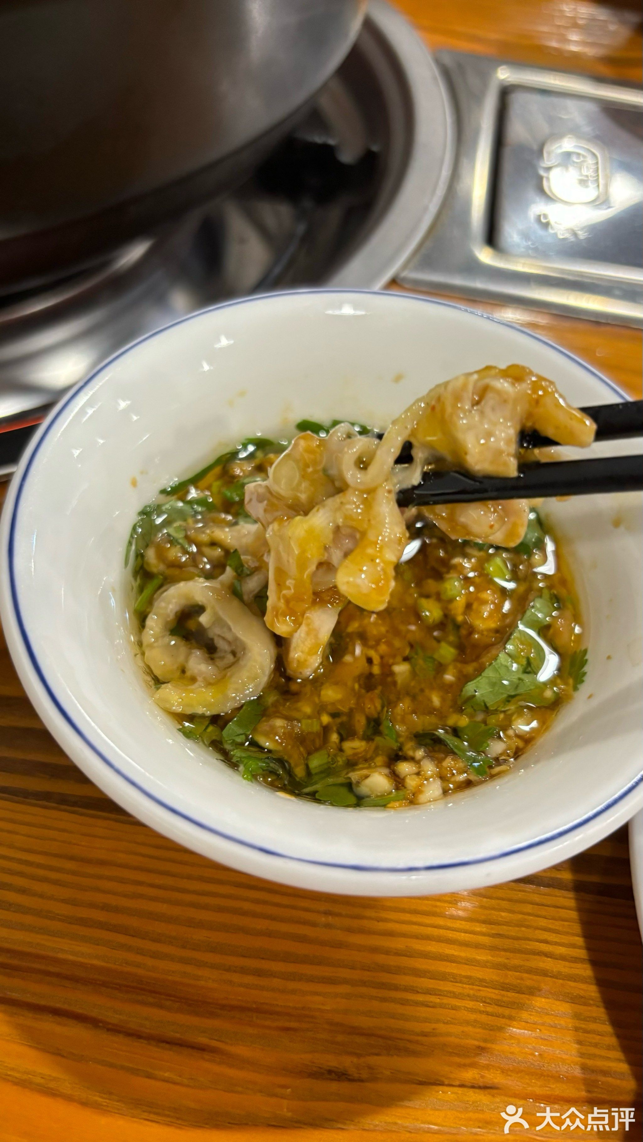 东哥火锅店