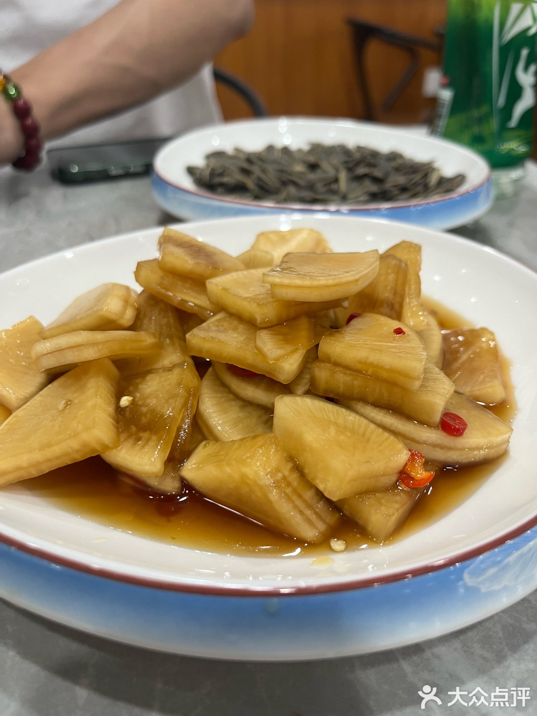 东北艺林烧烤城