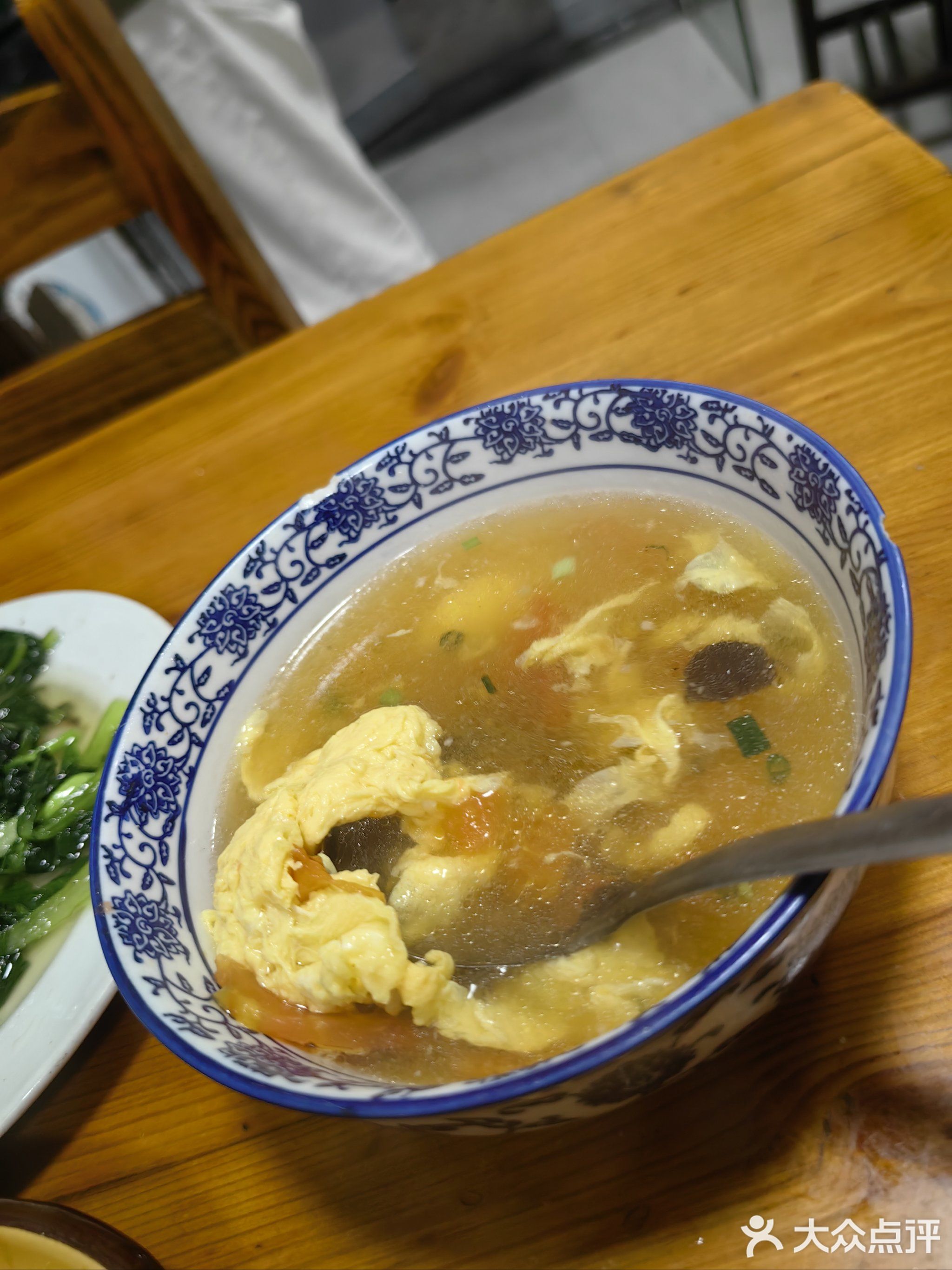 卢村实惠小饭店