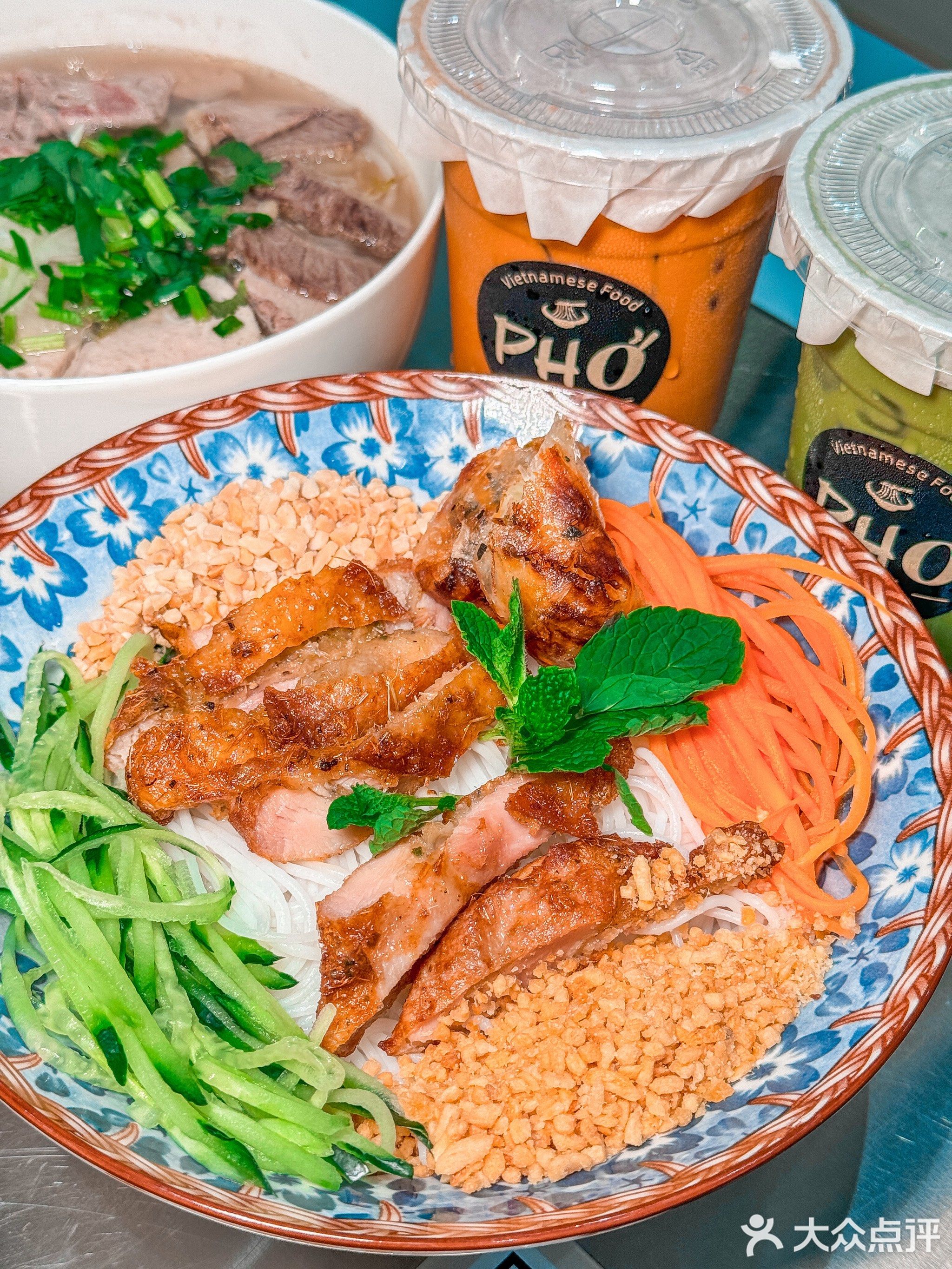 PHO越嘢越南火车头河粉(中海水岸城铂悦湾店)