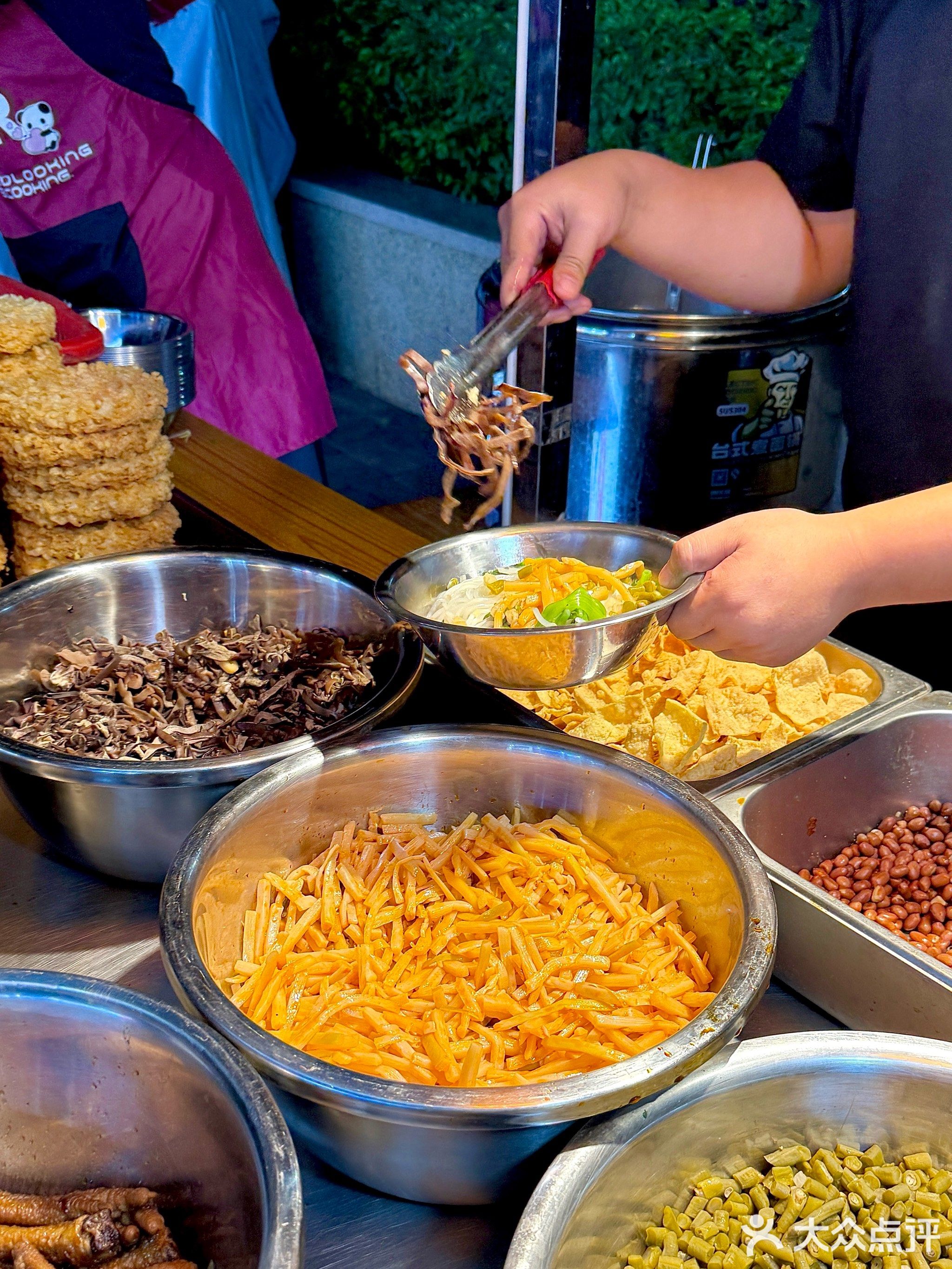 港口地螺蛳粉(星港·城市名都店)