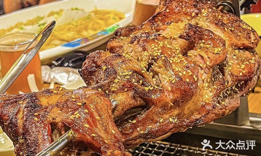 锦记青青蒙缘炖烤蒙羊