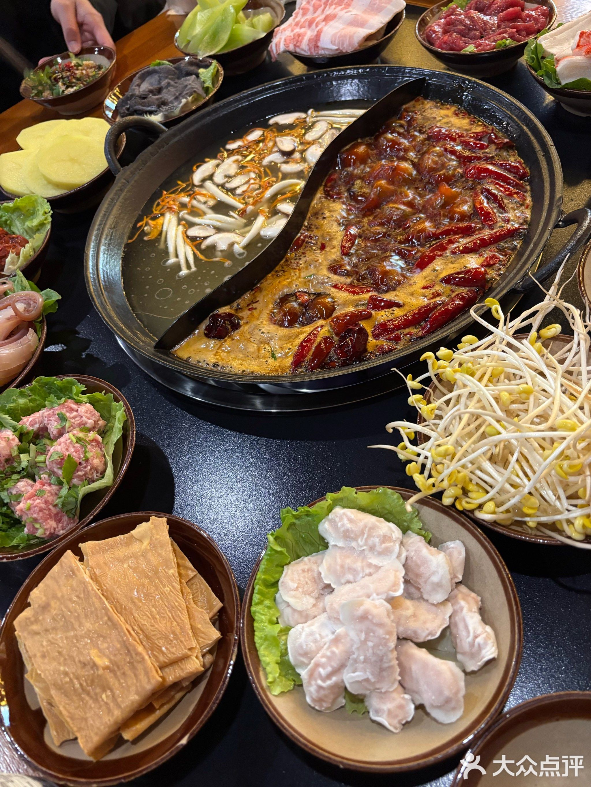 渝记棒棒儿火锅(月亮湾店)