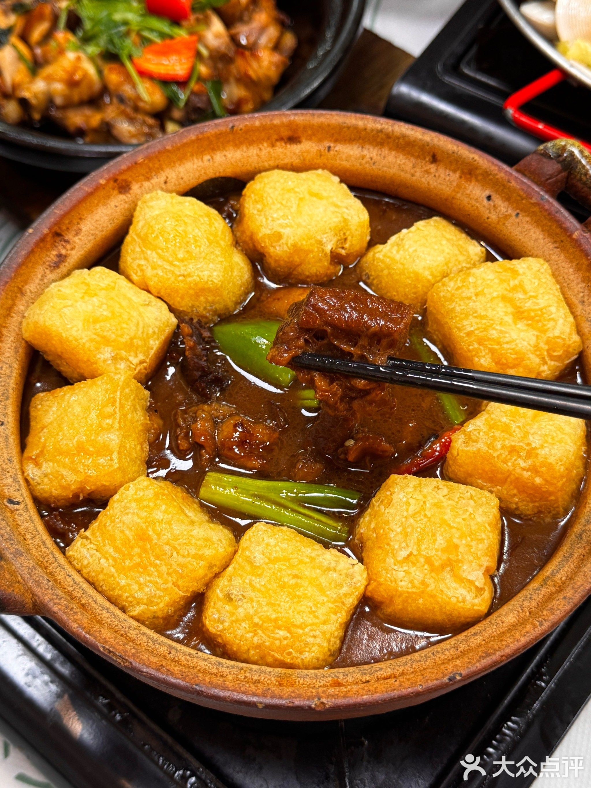 煲姐啫煲海鲜大排档