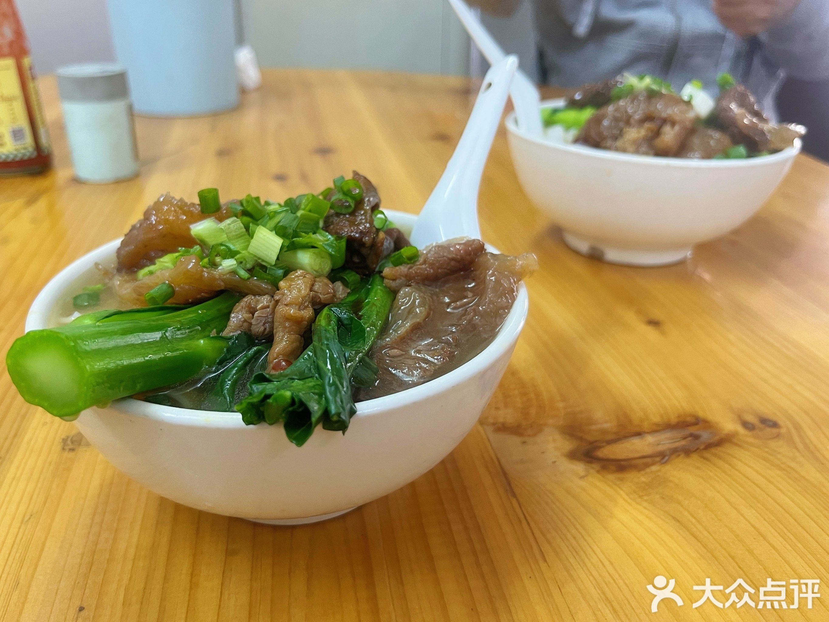 中山市紫霞餐饮店