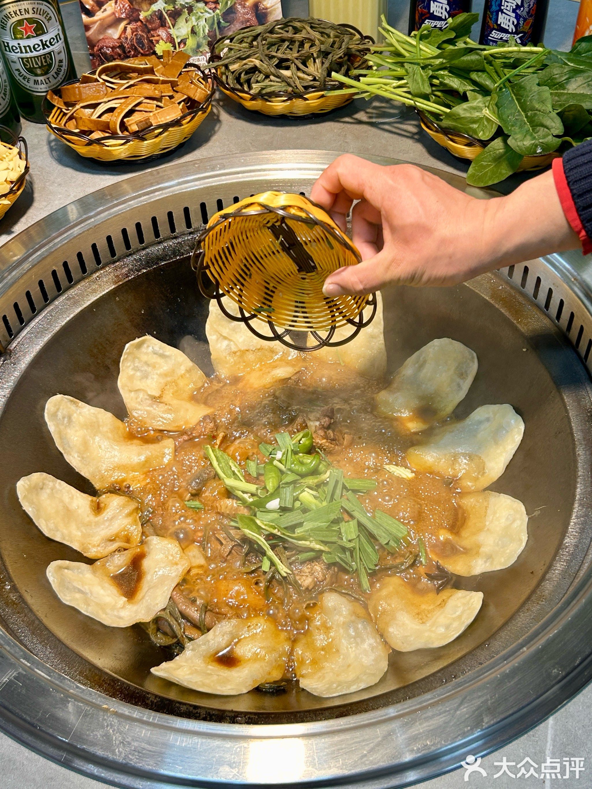 造梦先生铁锅炖(安柏苑店)
