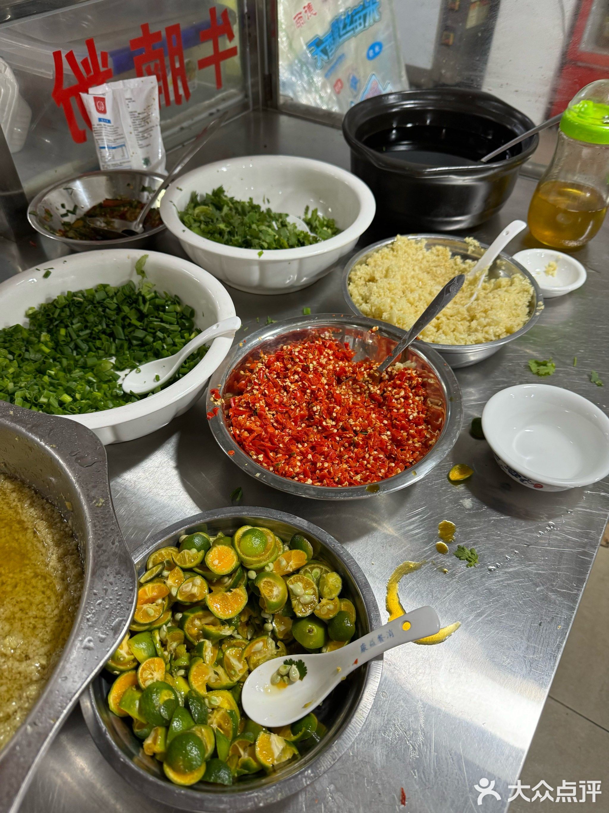 广味炭炉鸡煲(玉柴店)